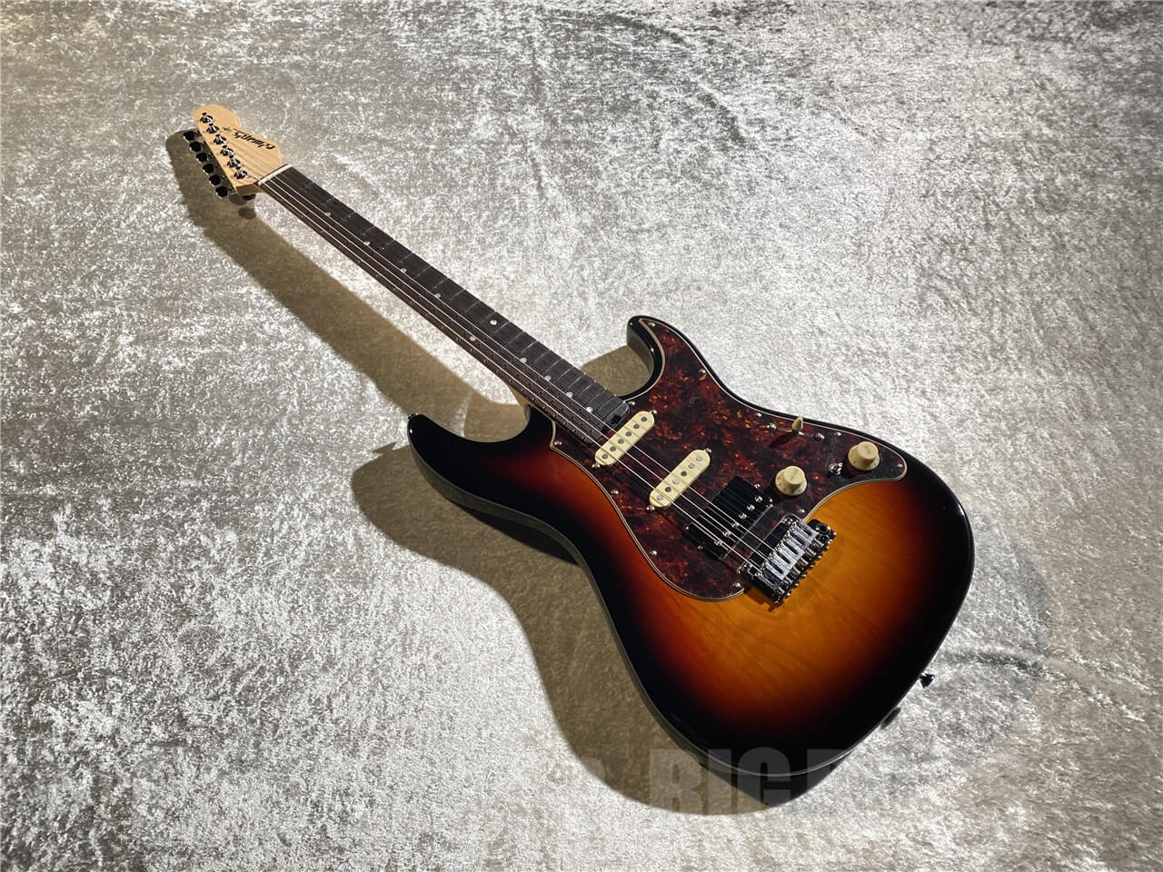 【即納可能】EDWARDS(エドワーズ) E-SNAPPER-AL/R (3 Tone Sunburst) 札幌店