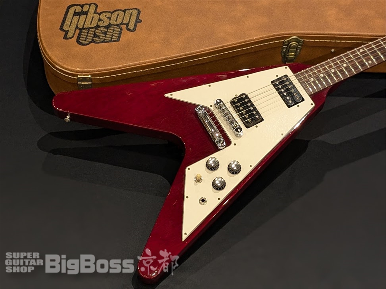 【USED / 即納可能】Gibson (ギブソン) Flying V / Cherry 京都店