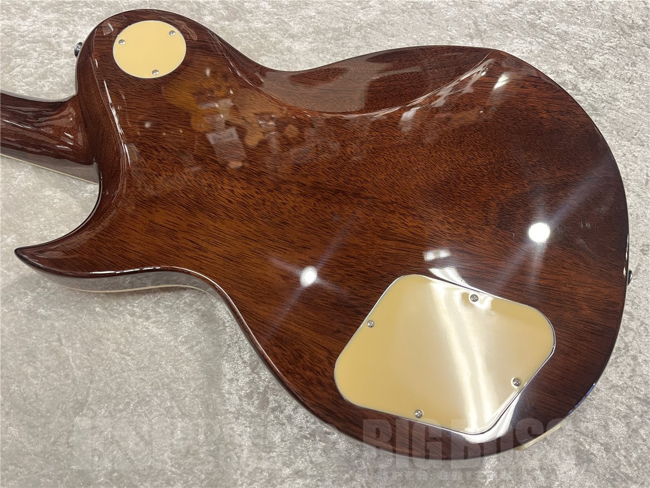 【即納可能】Aria Pro II(アリアプロツー)PE-JAIL 2025(Bloody Sunburst) 名古屋店