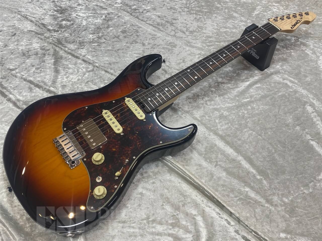 【即納可能】EDWARDS E-SNAPPER-AL/R/3 Tone Sunburst GWS