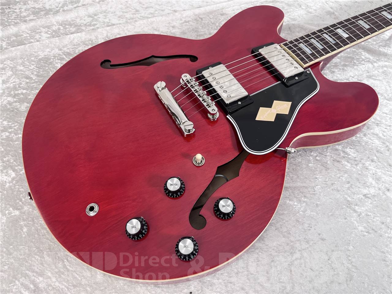 【即納可能】Epiphone ( エピフォン ) Inspired by Gibson Custom 1962 ES-335 Reissue Sixties Cherry (セミアコースティックギター) お茶の水駅前店・別館