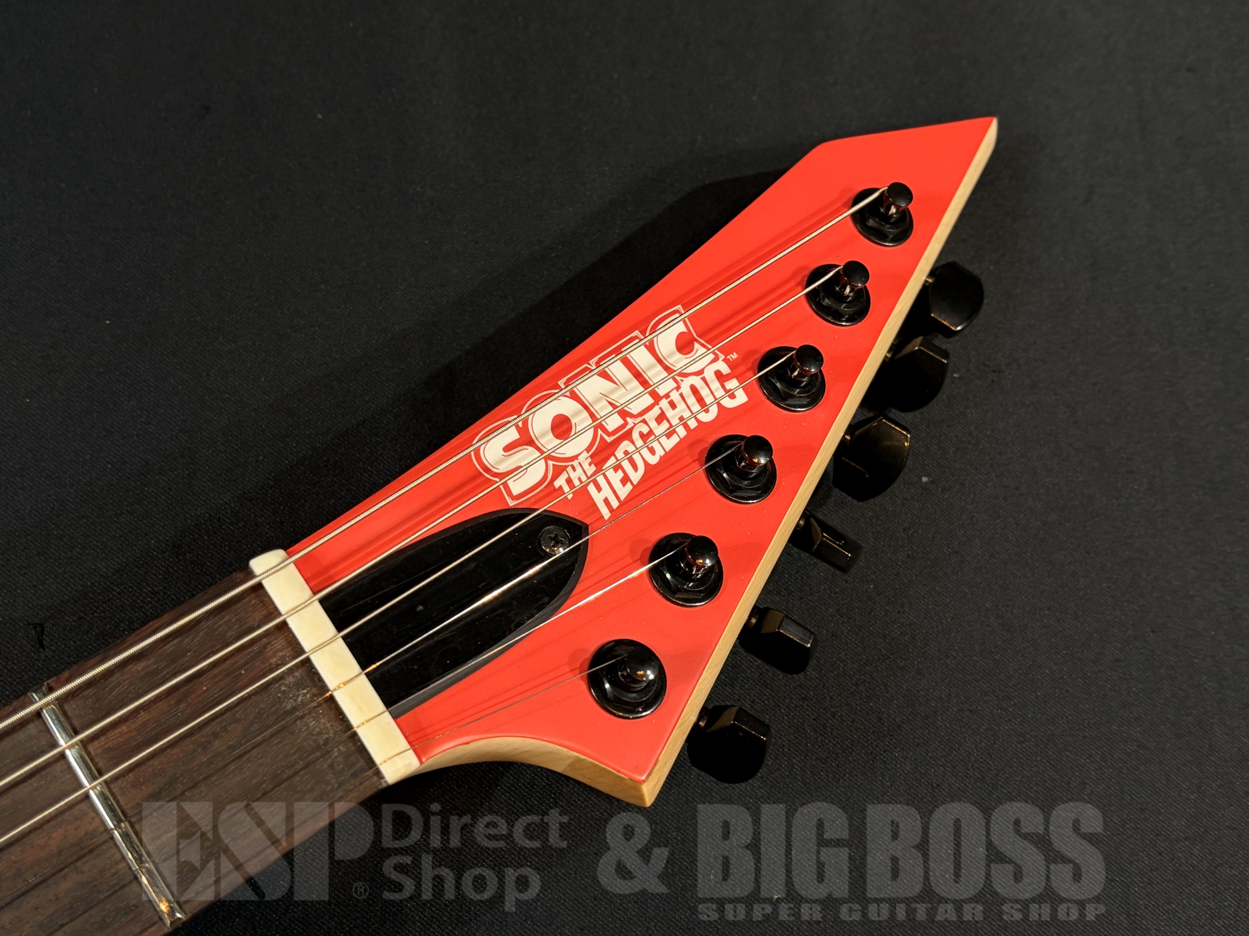 【即納可能】ESP×SONIC(イーエスピーxソニック) SONIC THE HEDGEHOG GUITAR III -Classic Sonic Edition- / Classic Sonic Collage Art / Black Satin 大阪店