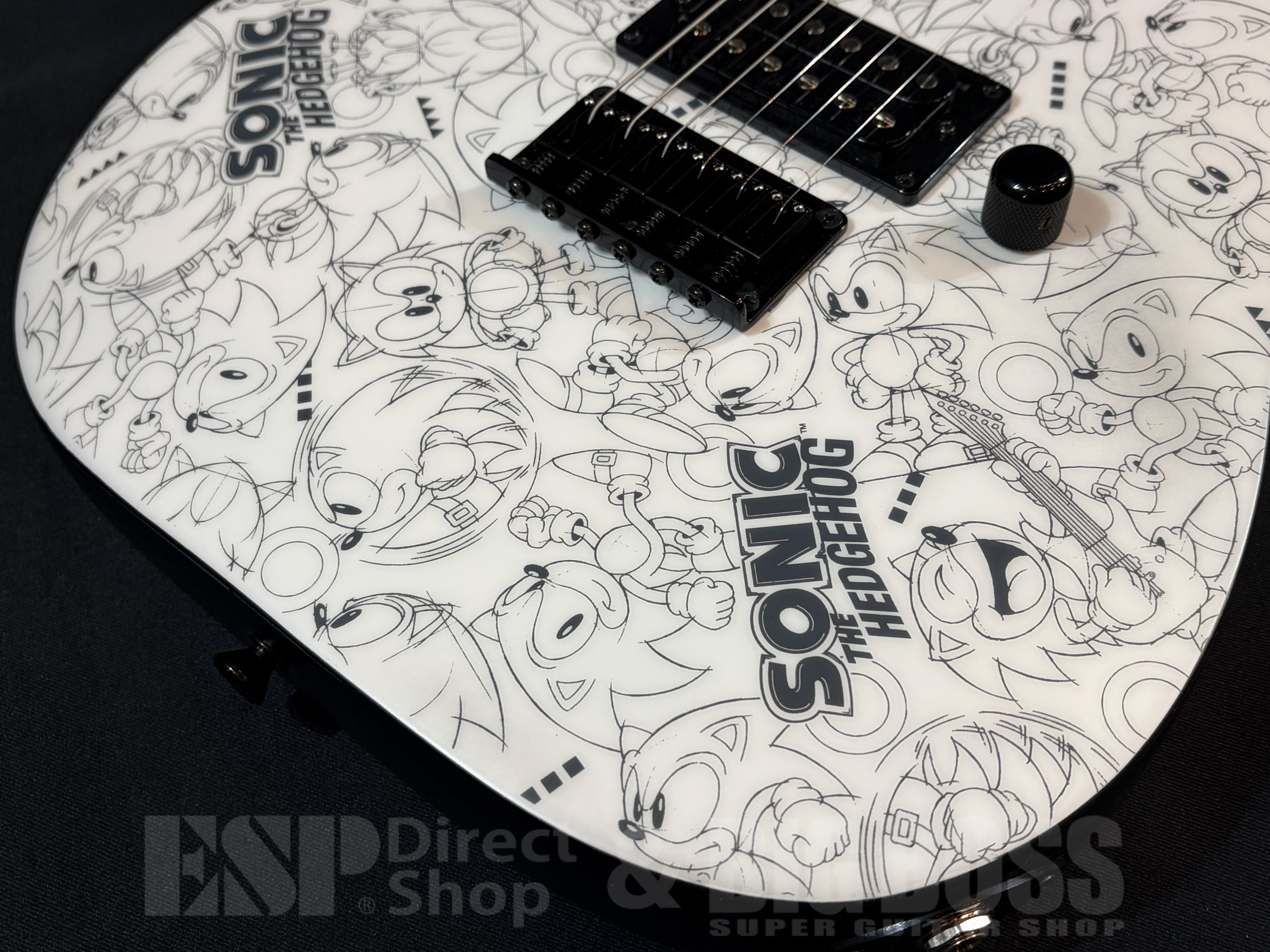 【即納可能】ESP×SONIC(イーエスピーxソニック) SONIC THE HEDGEHOG GUITAR III -Classic Sonic Edition- / Classic Sonic Collage Art / Black Satin 大阪店