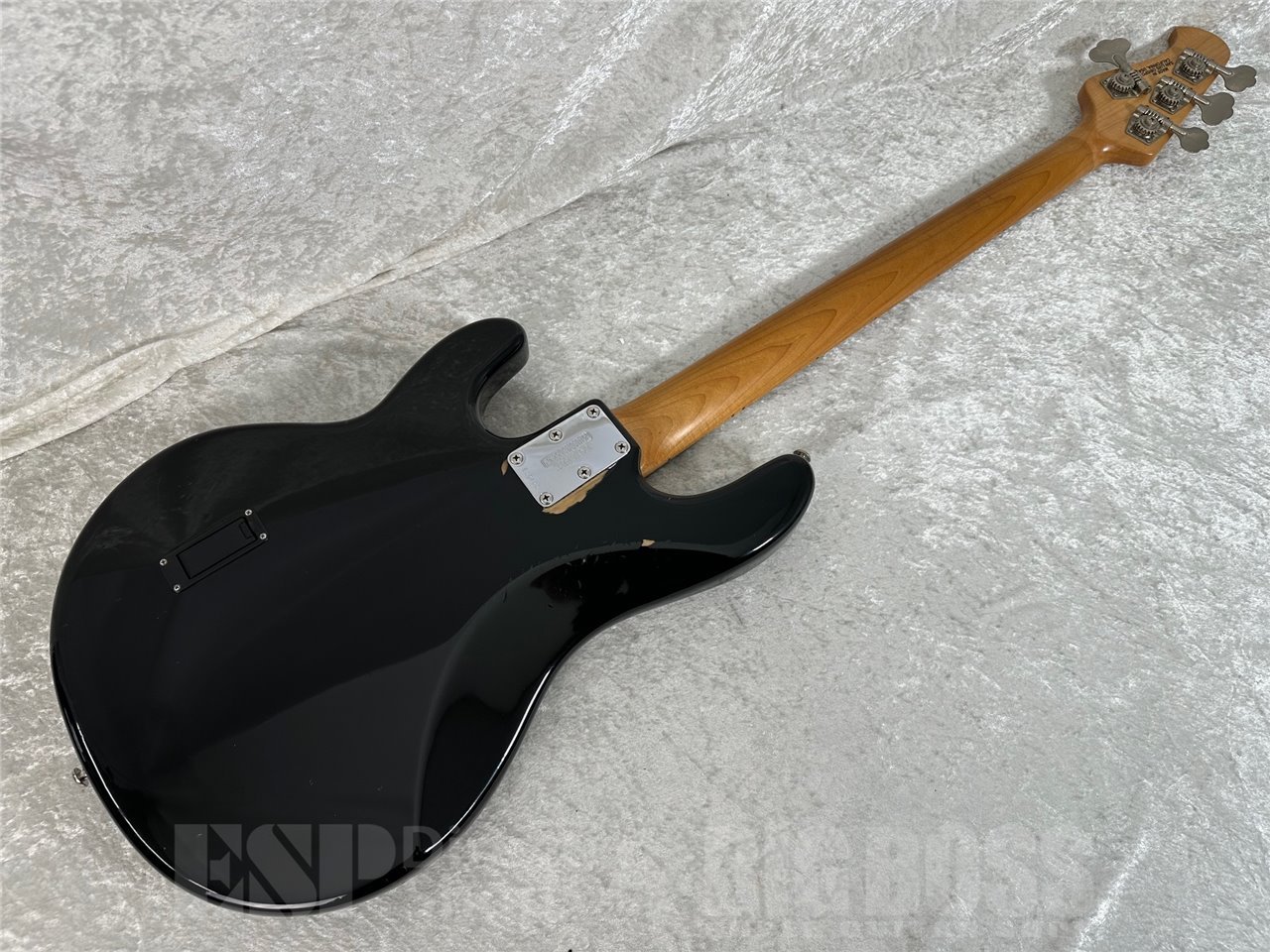 【即納可能/中古品】MUSICMAN(ミュージックマン) StingRay4 / Maple Finger Board (Black) お茶の水駅前店(東京)