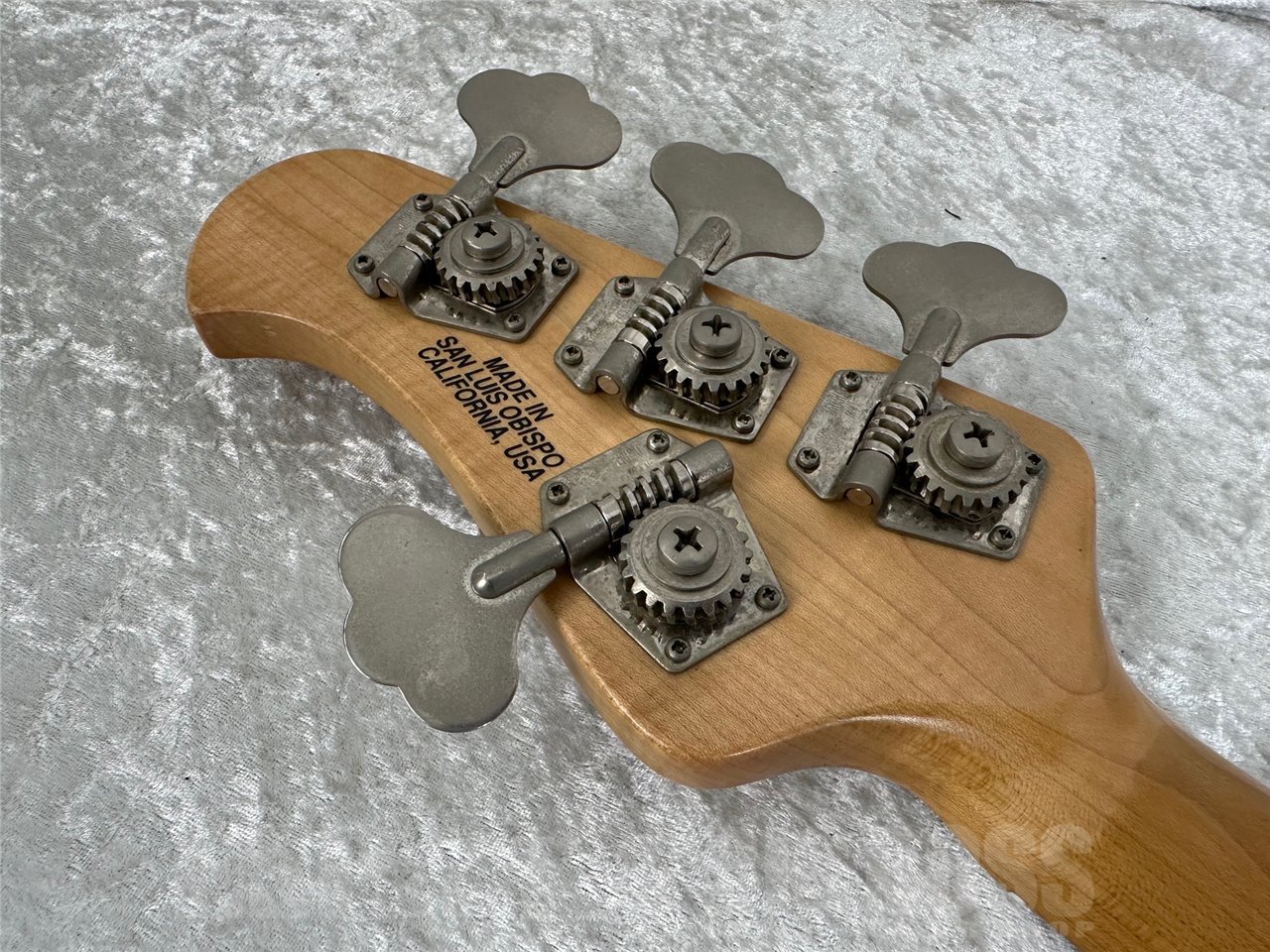 【即納可能/中古品】MUSICMAN(ミュージックマン) StingRay4 / Maple Finger Board (Black) お茶の水駅前店(東京)