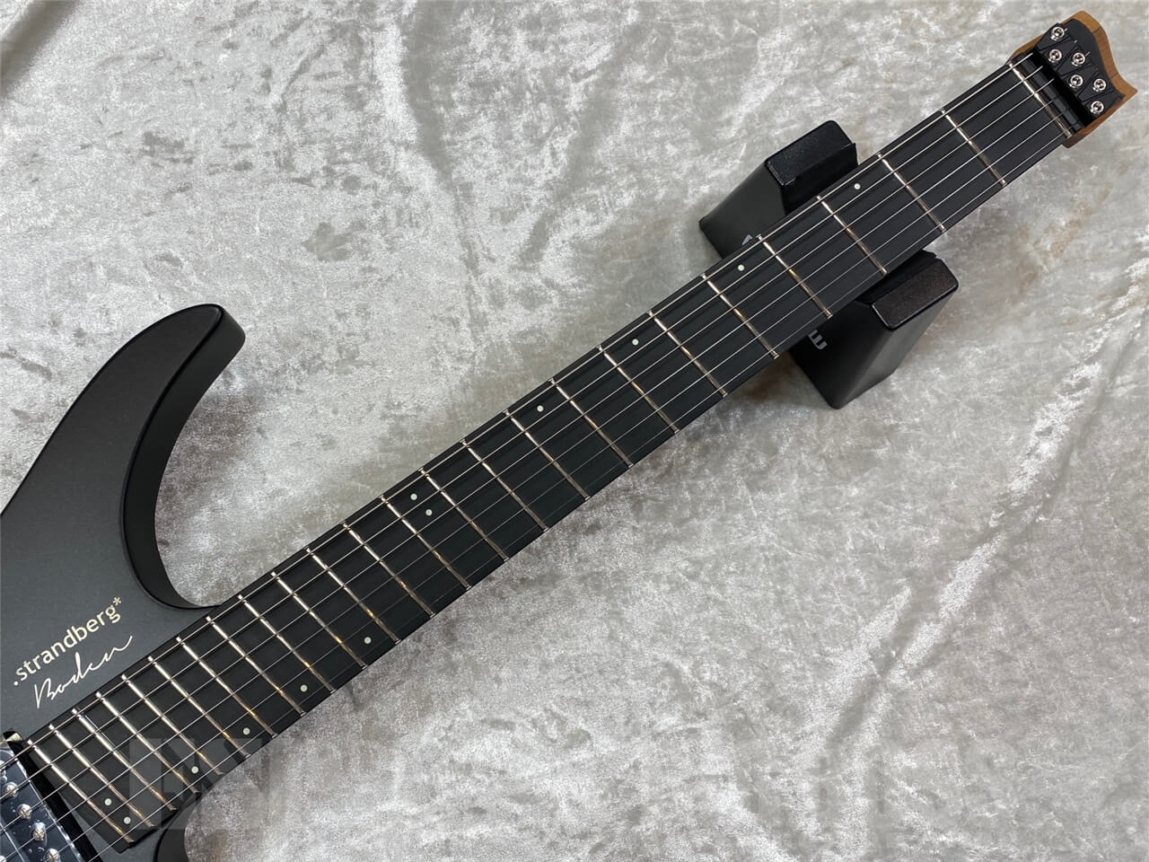 【即納可能】Strandberg Boden Metal NX6 Tremolo /Black Granite GWS