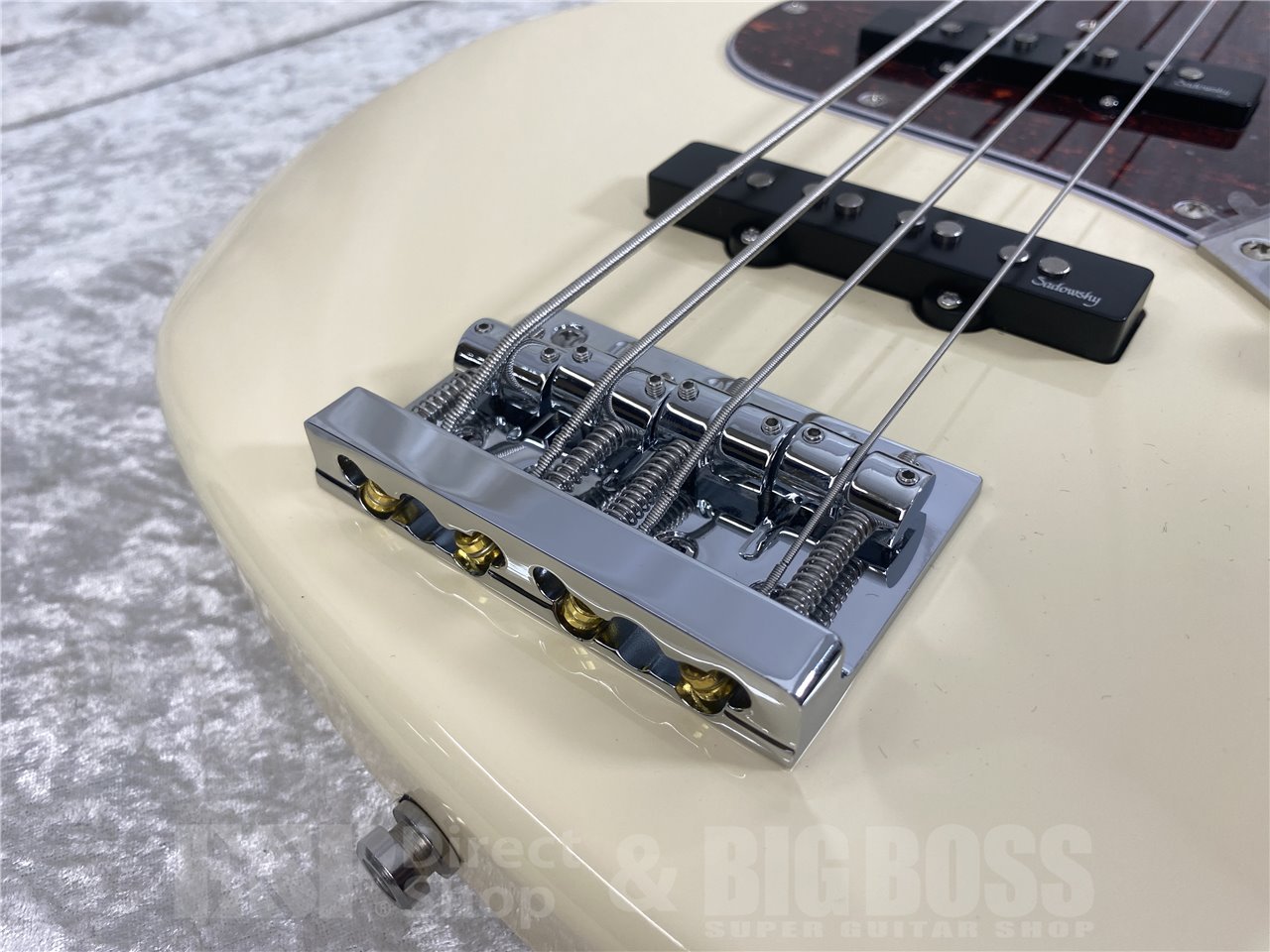 【即納可能】Sadowsky(サドウスキー) MetroExpress MX21 VJ4 Maple Fingerboard (Olympic White)お茶の水駅前店(東京)