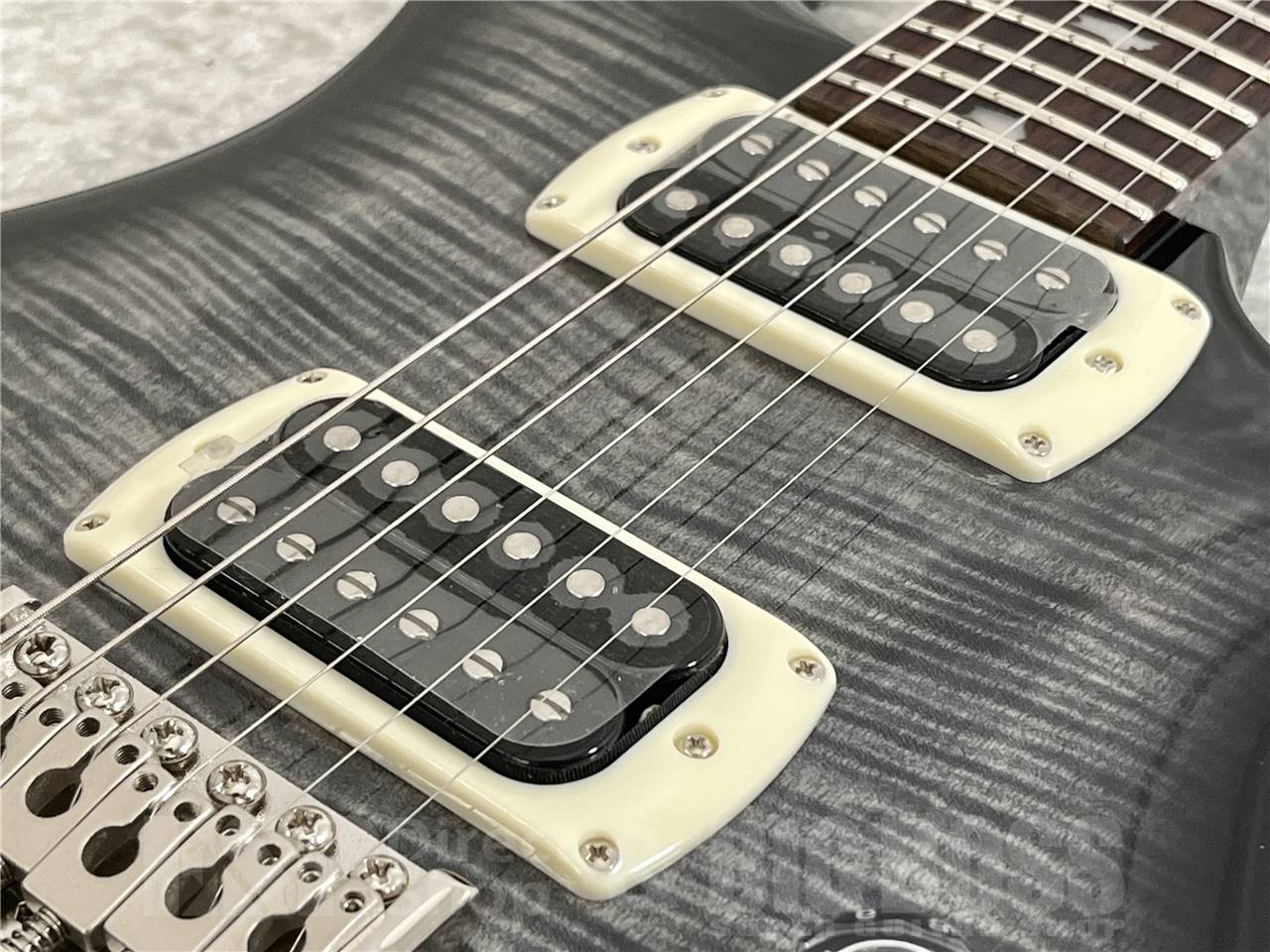 【即納可能】Paul Reed Smith(PRS/ポールリードスミス) SE Custom 24 / Faded Grey Black Burst (2025年製)お茶の水駅前店・別館