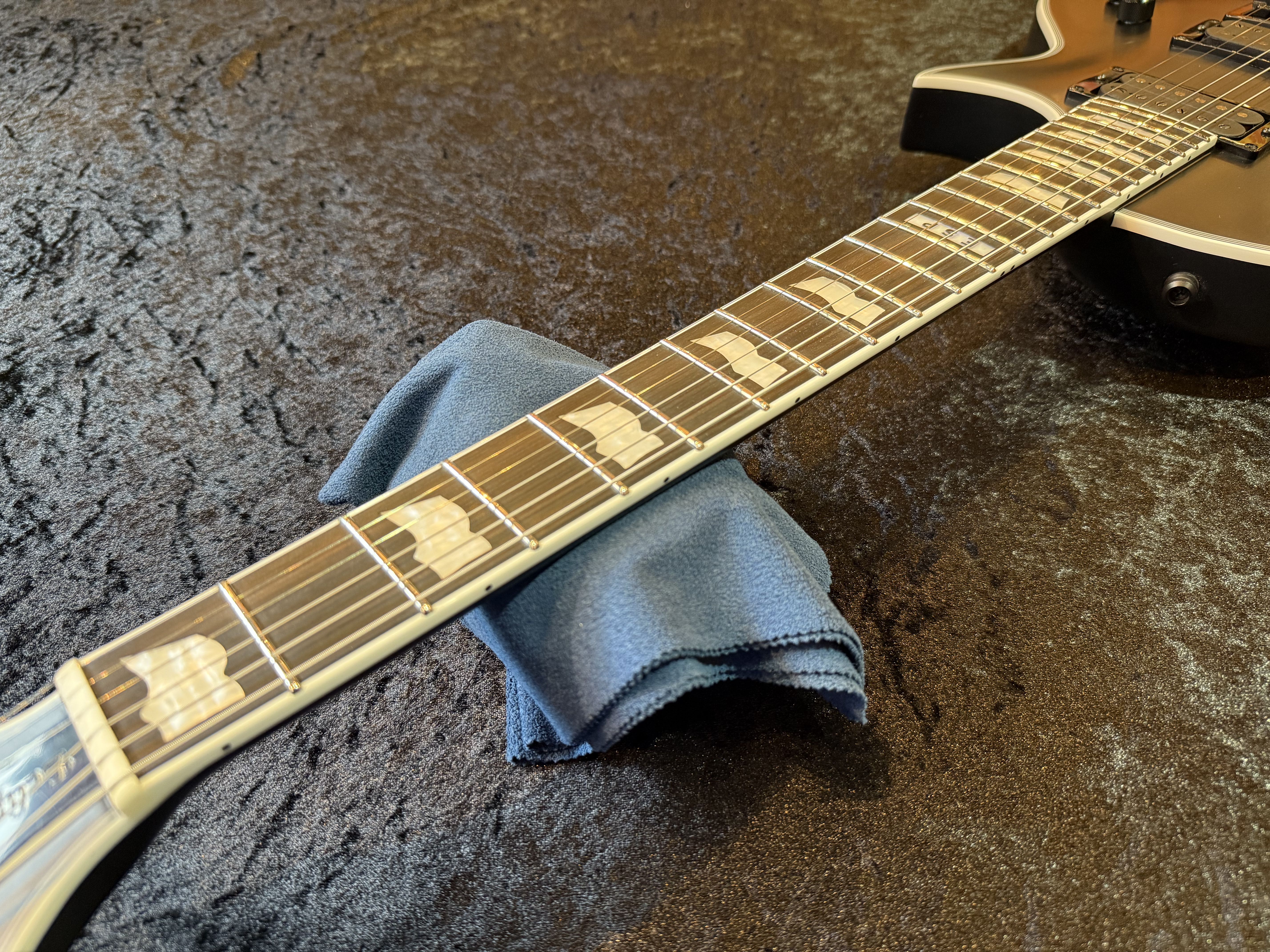 【即納可能】E-II （イーツー） EC ET【Black Satin】 福岡店