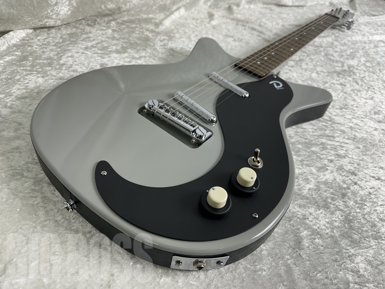 【即納可能】Danelectro(ダンエレクトロ) 59M NOS+ / ICE GRAY お茶の水駅前店(東京)