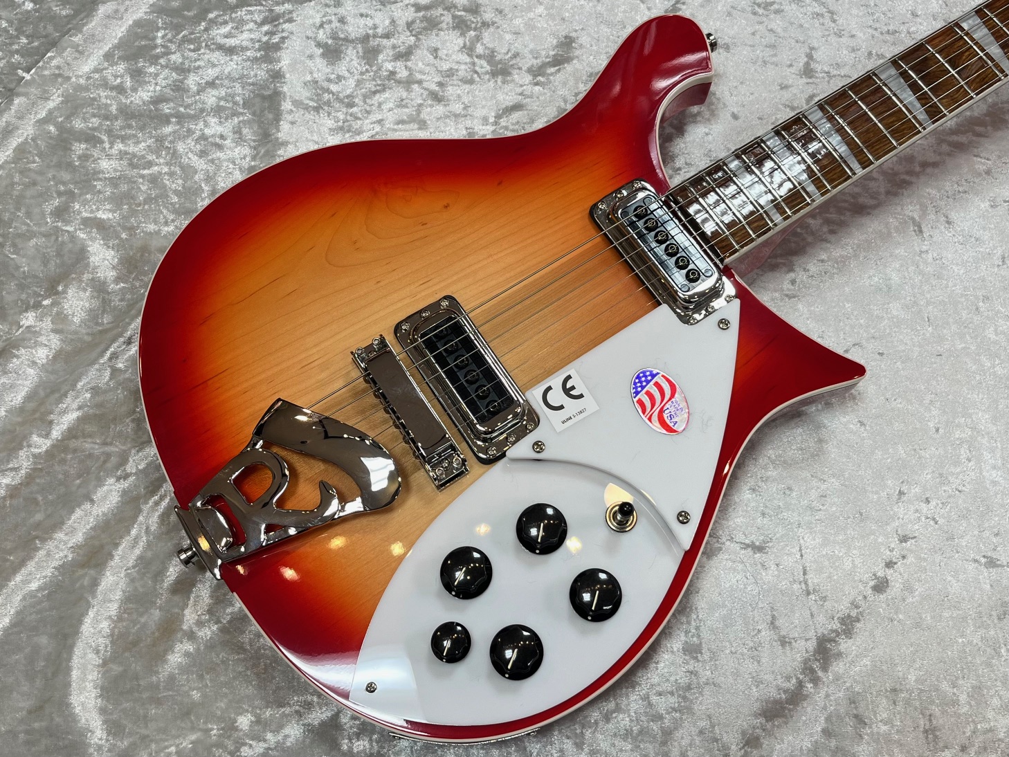 【即納可能】	Rickenbacker 620 Fireglo GWS