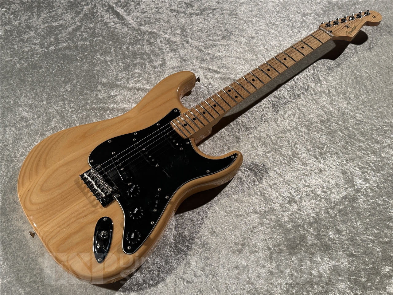 【即納可能/お客様委託中古品】Fender(フェンダー) Player Stratocaster Ash (Natural) 札幌店