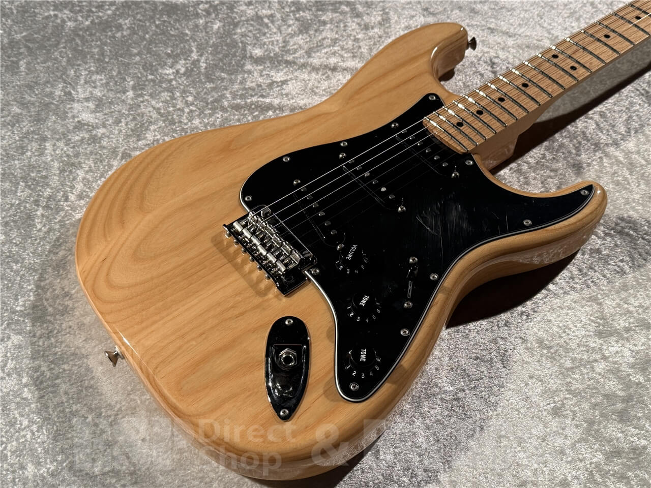 【即納可能/お客様委託中古品】Fender(フェンダー) Player Stratocaster Ash (Natural) 札幌店