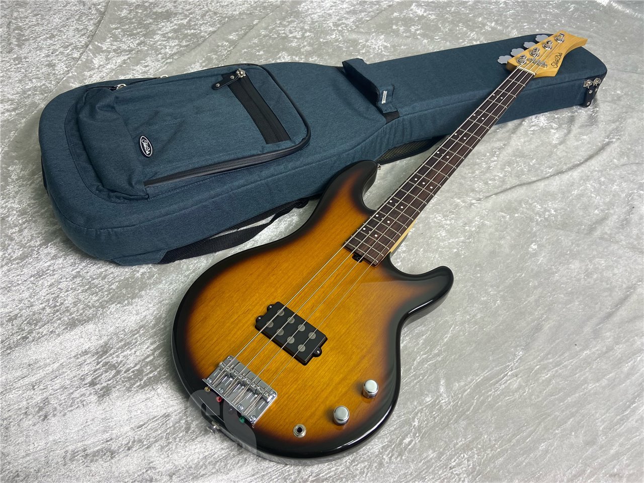 ThreeDotsGuitars FB Model Tobacco Burst値下げしました - ベース