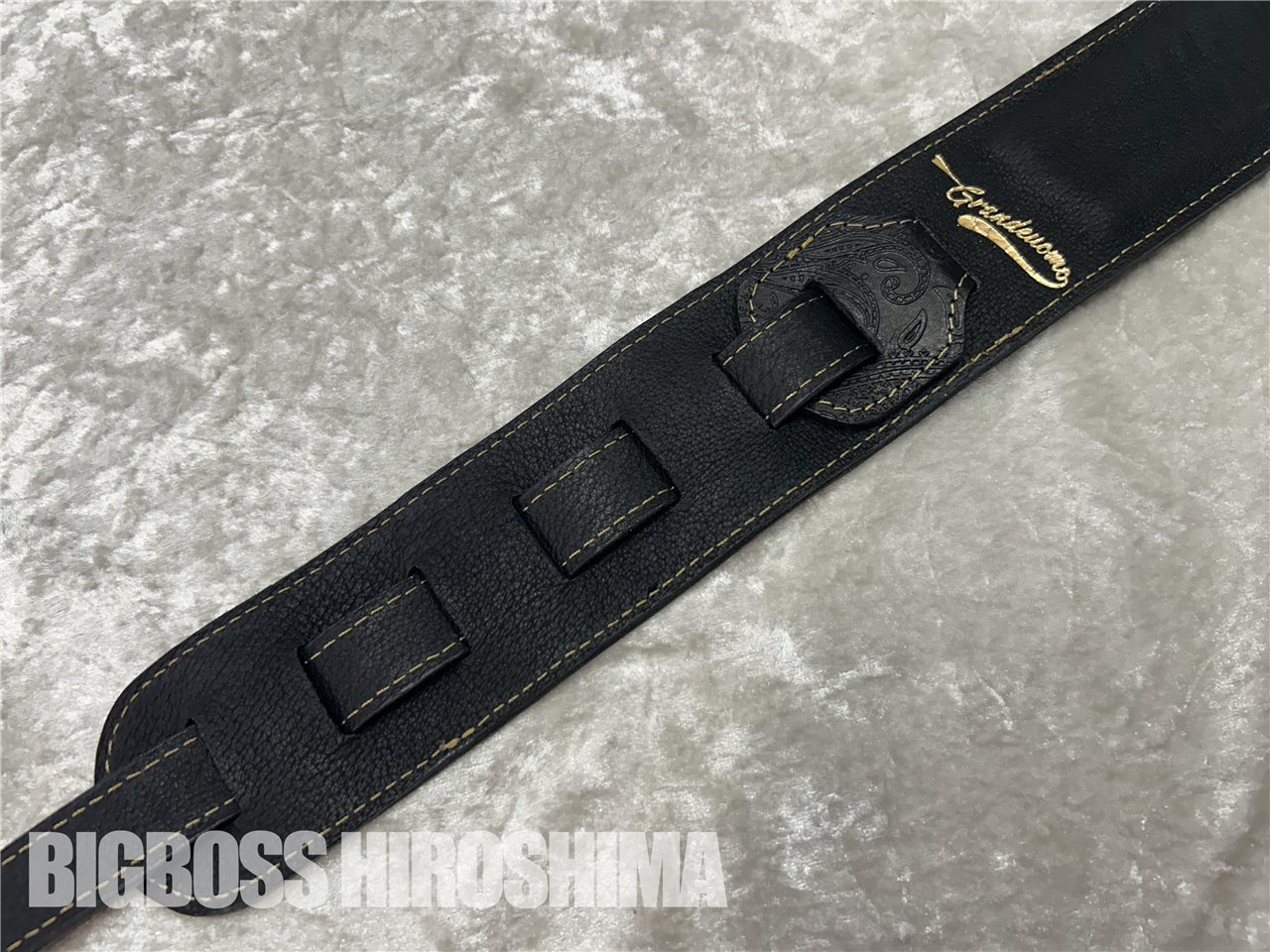 【即納可能】Grande uomo(グランデウオモ) Studs strap G-TRUMP (ストラップ) 広島店