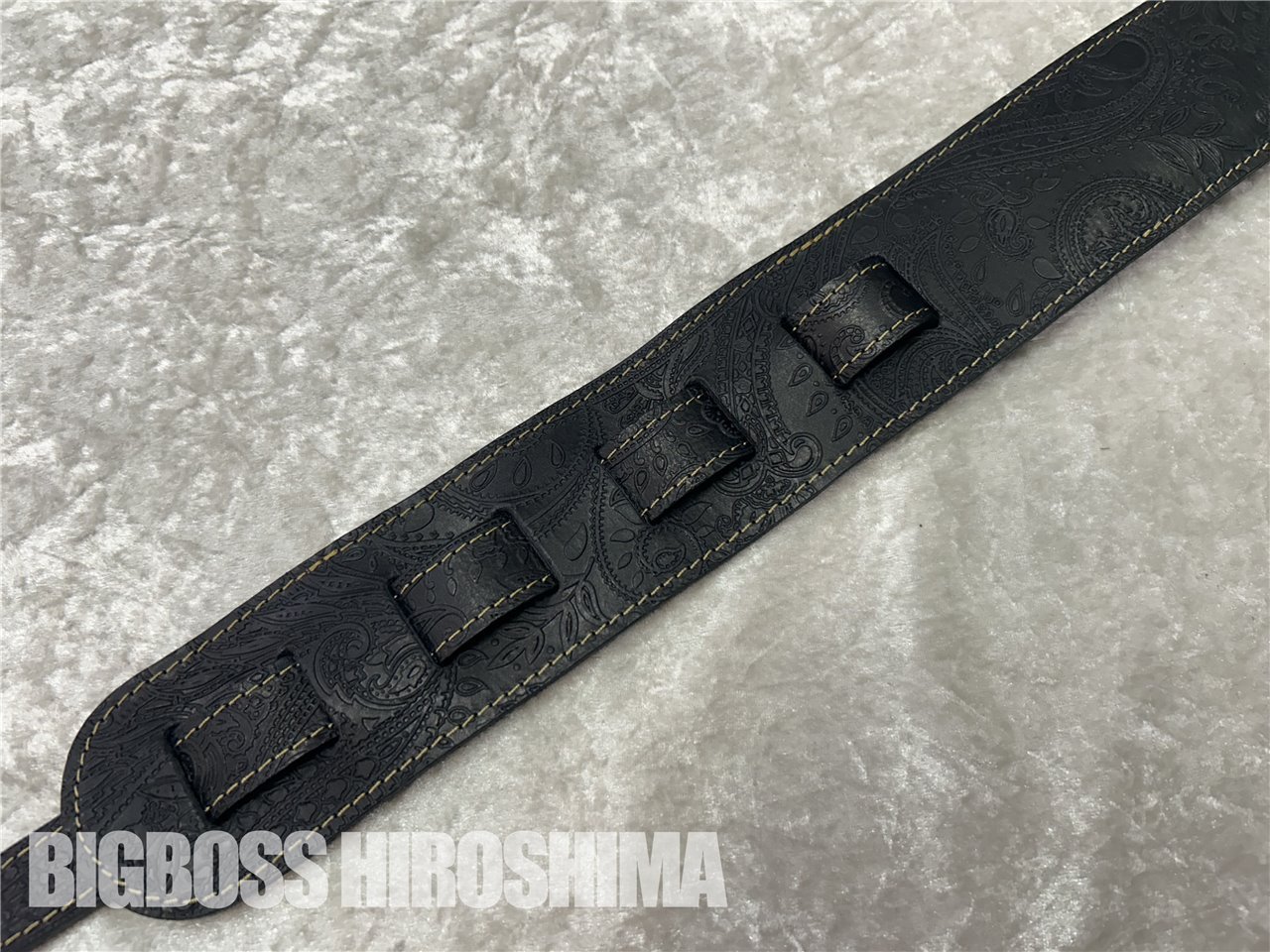 【即納可能】Grande uomo(グランデウオモ) Studs strap G-TRUMP (ストラップ) 広島店