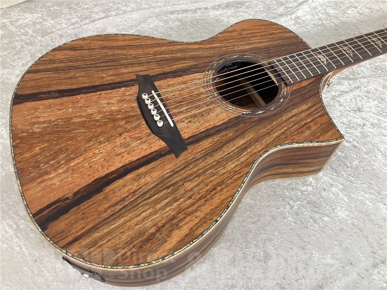 【即納可能】Bromo BAR4GCE  ( エレクトリックアコースティックギター) お茶の水駅前店・別館