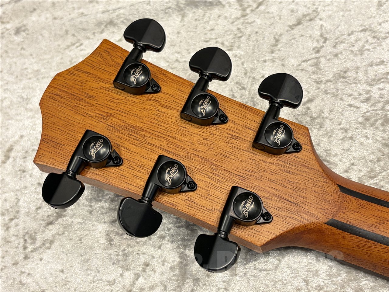 【即納可能】Bromo Guitars（ブロモギターズ）BAT4CE（Natural）　名古屋店