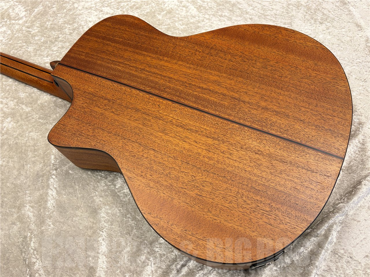 【即納可能】Bromo Guitars（ブロモギターズ）BAT2MCE（Natural）　名古屋店