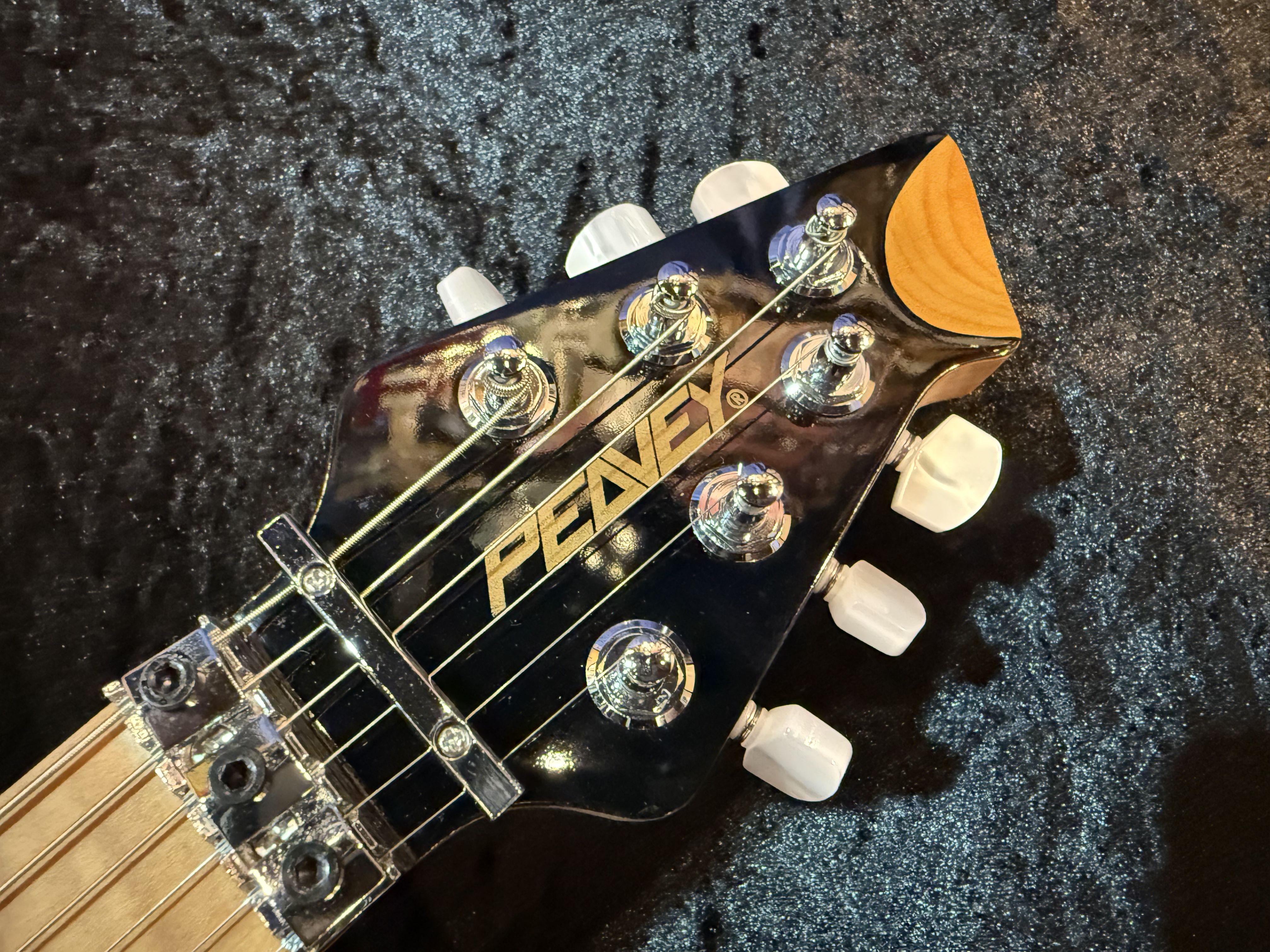 【即納可能】PEAVEY （ピーヴィー） HP 2 Poplar Burl RM 【Black】 福岡店