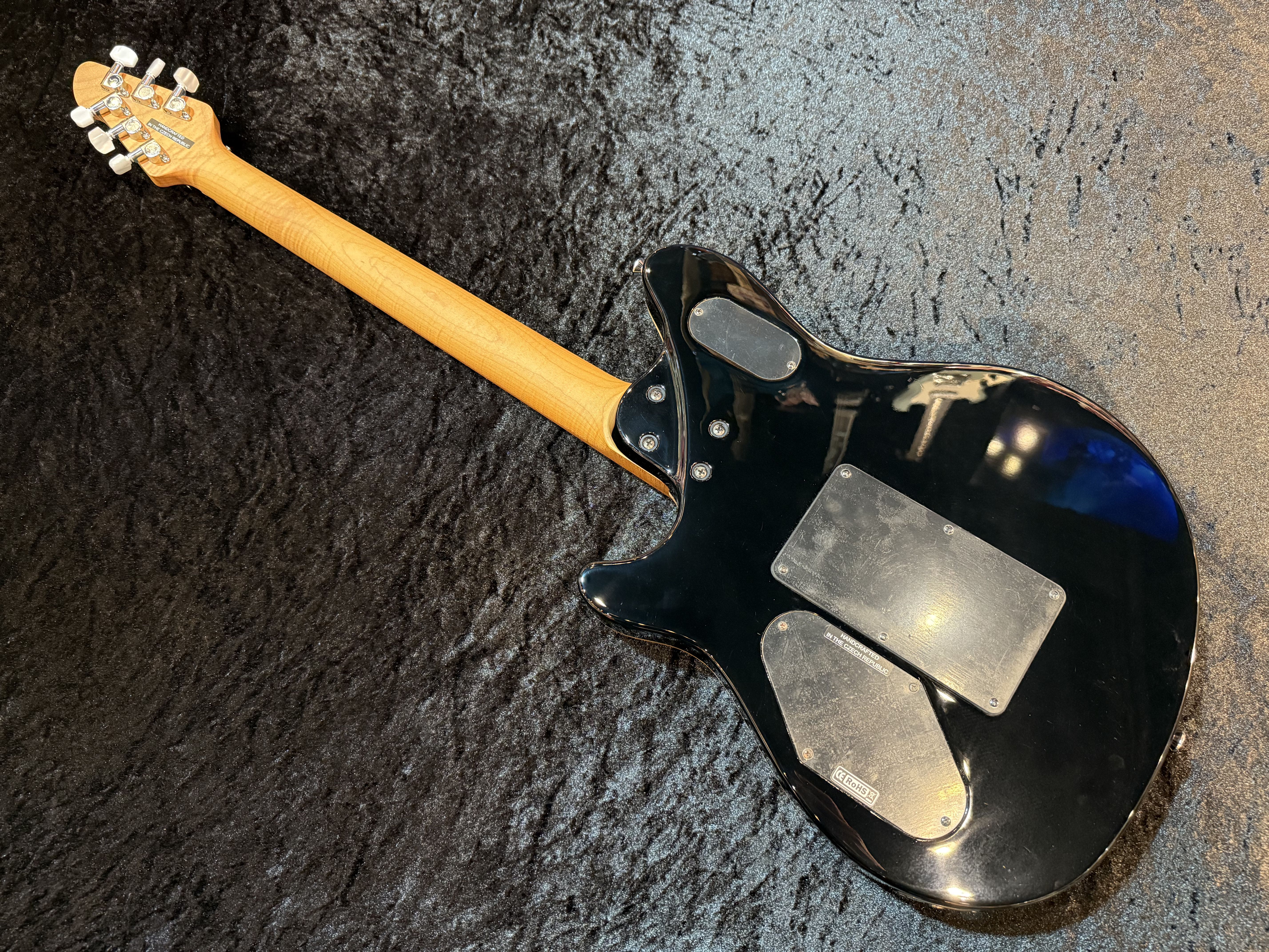 【即納可能】PEAVEY （ピーヴィー） HP 2 Poplar Burl RM 【Black】 福岡店