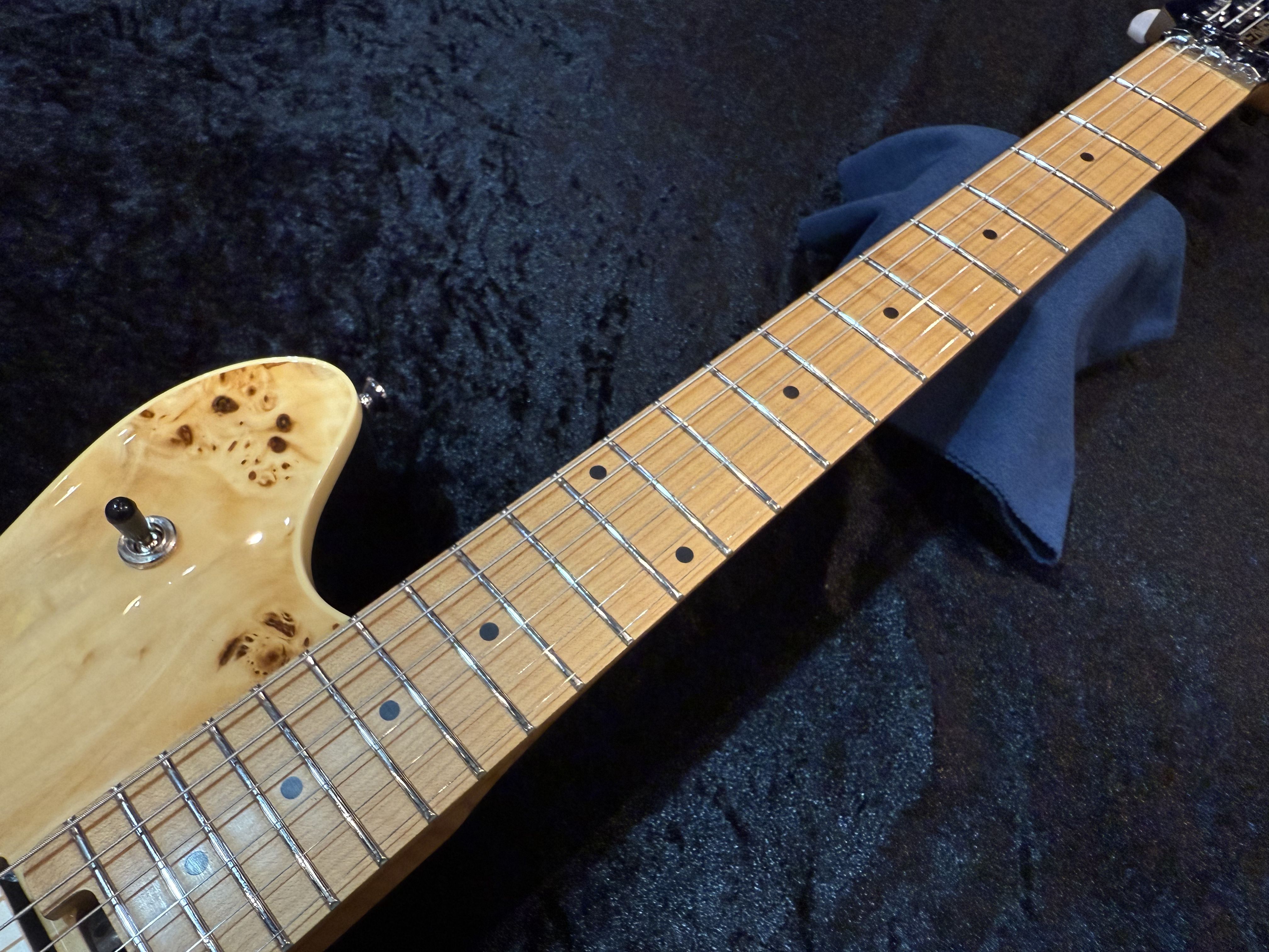 【即納可能】PEAVEY（ピーヴィー）HP 2 Poplar Burl RM【Natural】福岡店
