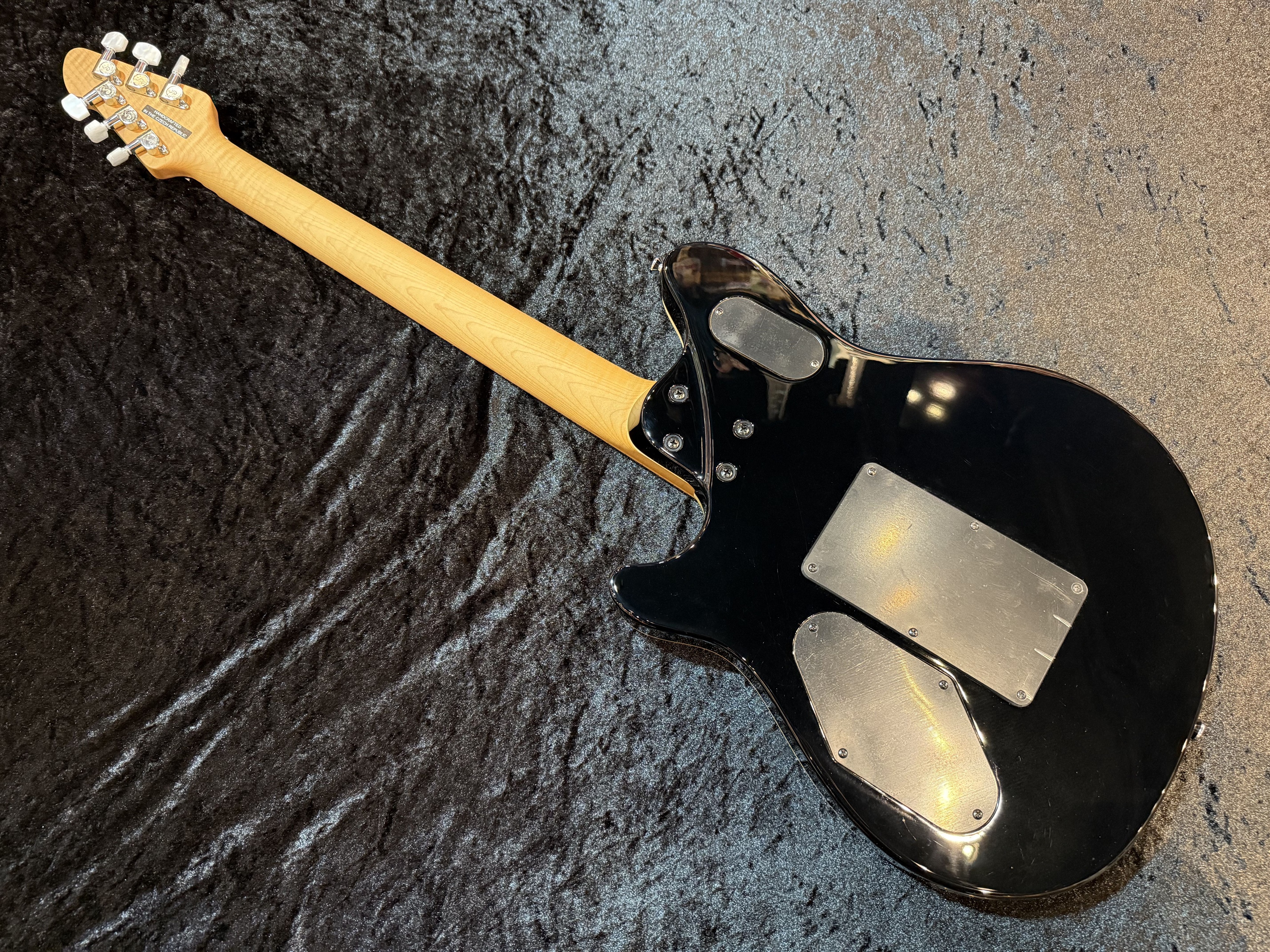 【即納可能】PEAVEY（ピーヴィー）HP 2 Poplar Burl RM 【Blue】福岡店