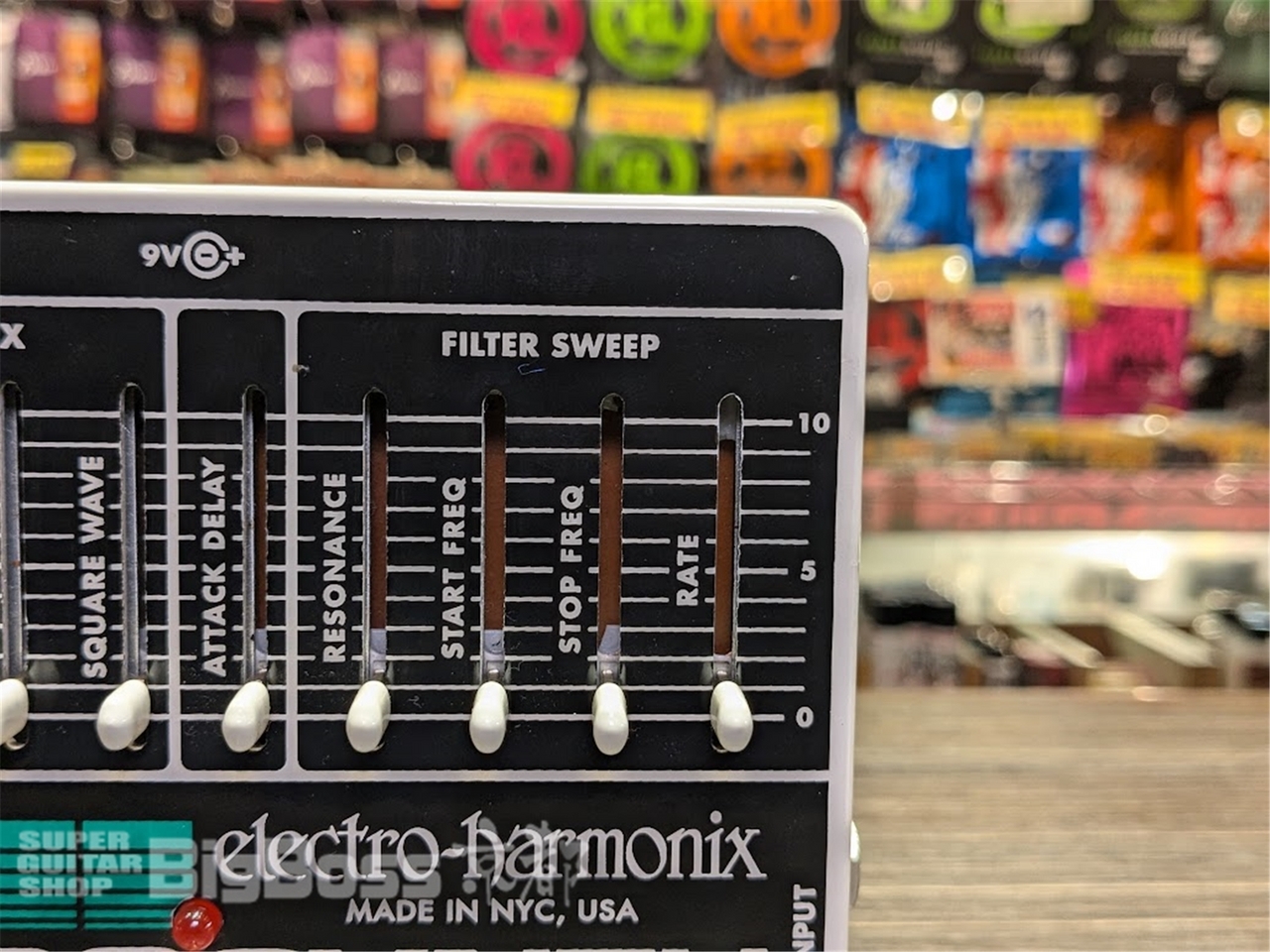 【即納可能】Electro-Harmonix(エレクトロハーモニックス) Bass Micro Synthesizer Analog Microsynth<br> 京都店【中古・アウトレット タイムセール対象商品】