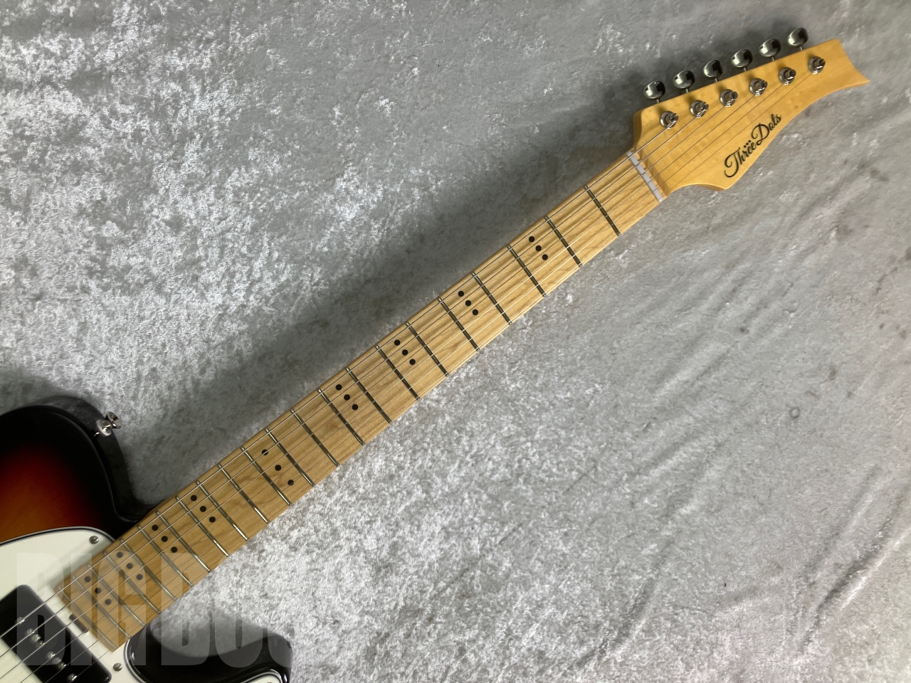 【即納可能/生産終了モデル】Three Dots Guitars(スリードッツギターズ) T Model / Maple Fingerboard / 3 Tone Burst お茶の水駅前店(東京)