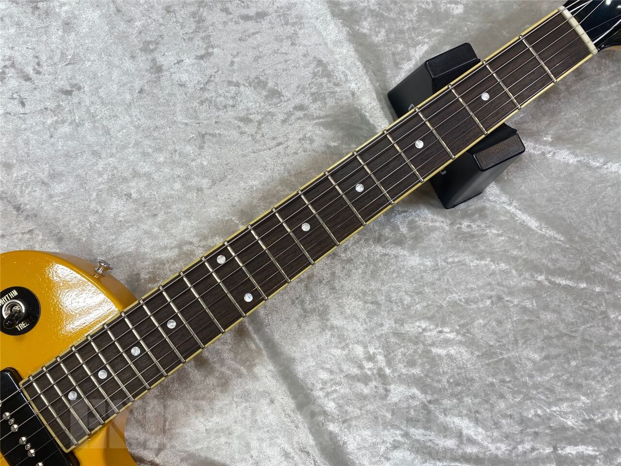 【即納可能】EDWARDS(エドワーズ)E-LS-LTD / TV Yellow GWS