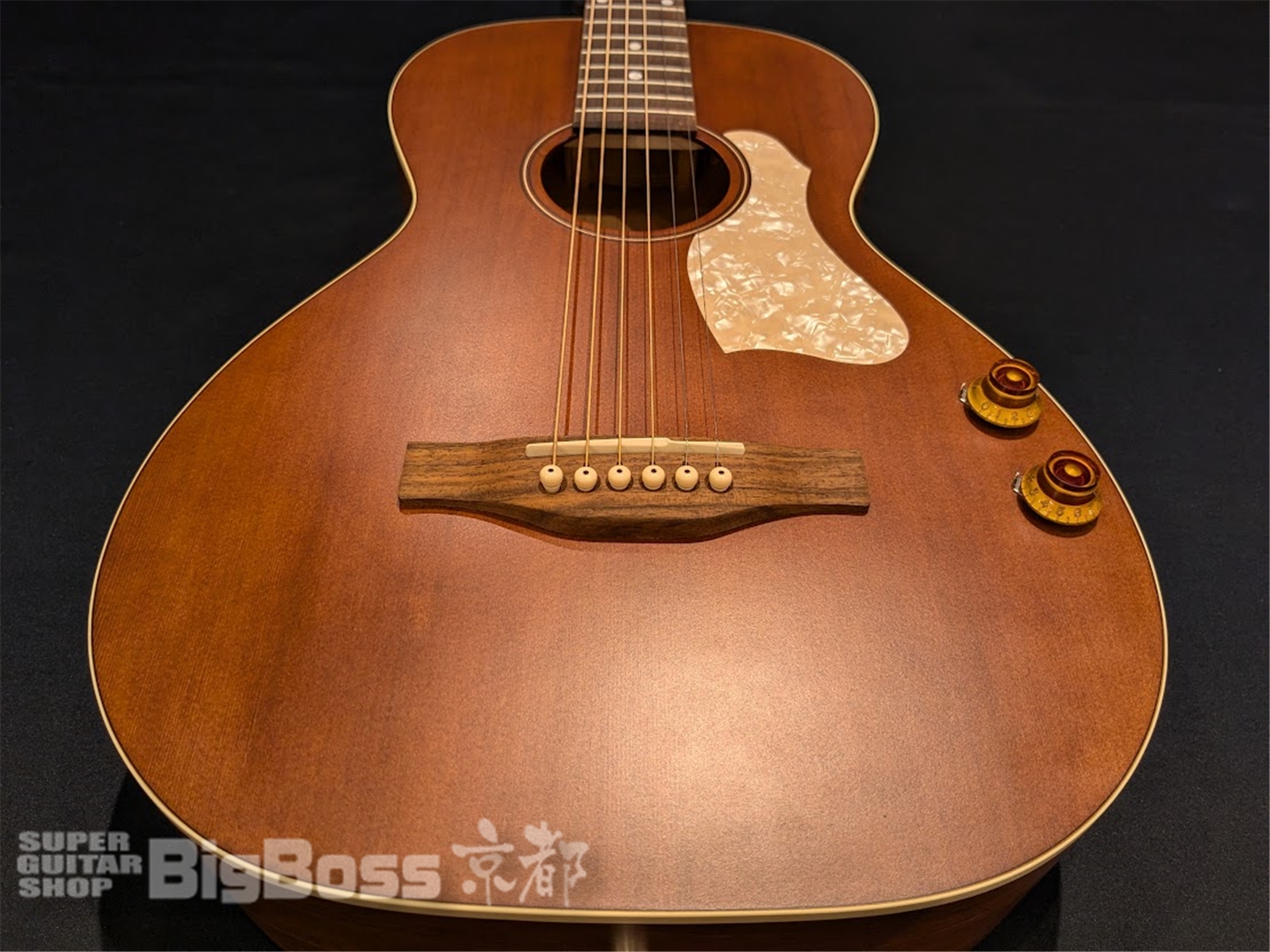 【即納可能】Art&Lutherie(アートアンドルシアー) Roadhouse Q-Discrete / Havana Brown 京都店【中古・アウトレット タイムセール対象商品】