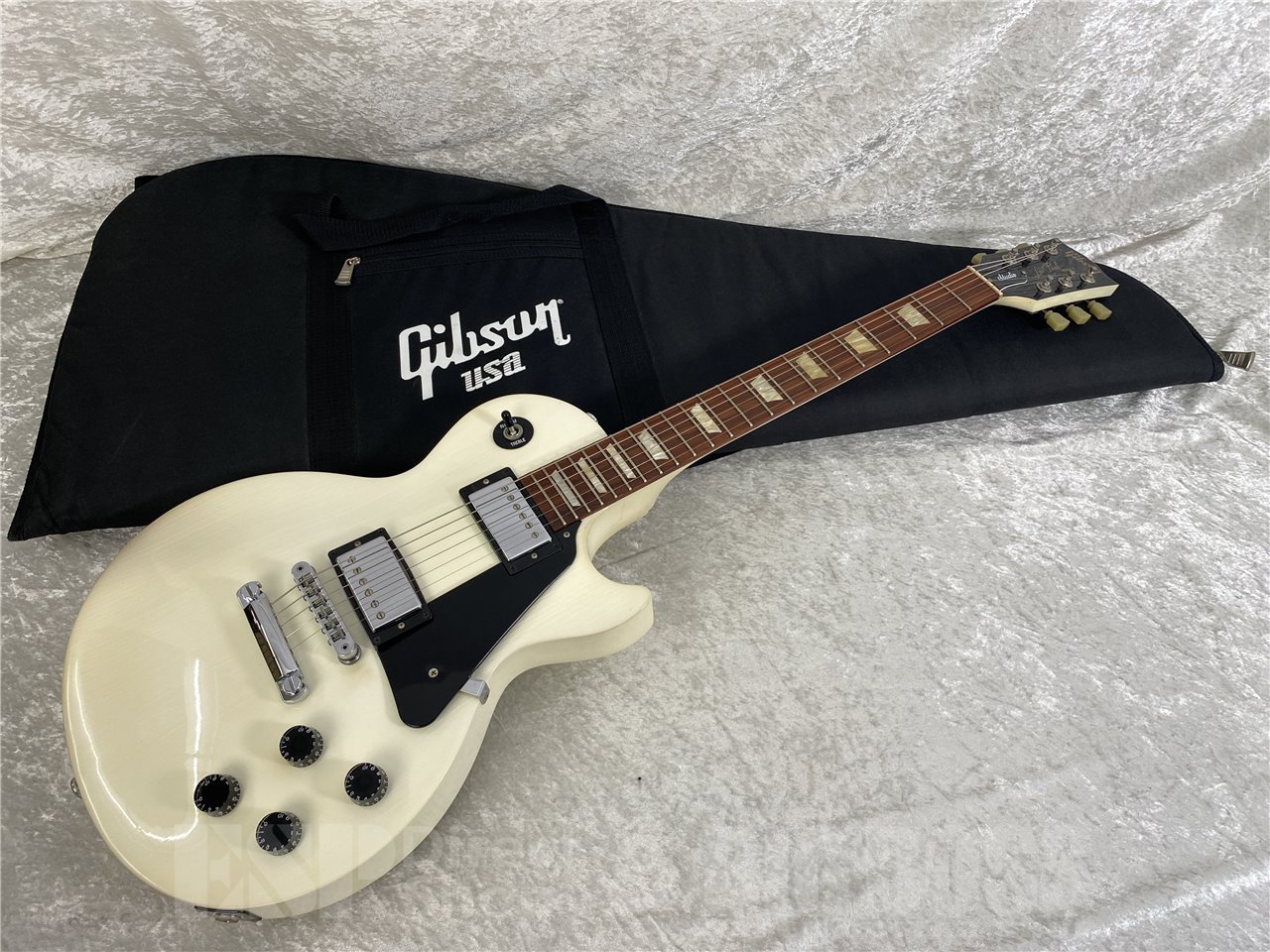 【即納可能/中古品】Gibson(ギブソン) Les Paul Studio 2016 / Antique White お茶の水駅前店(東京)