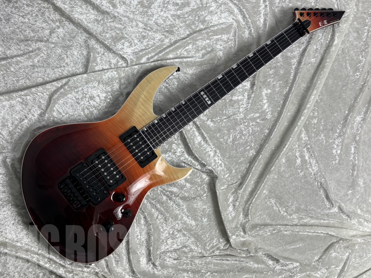 【即納可能】E-II(イーツー) HORIZON-III FR / Black Cherry Fade お茶の水駅前店(東京)