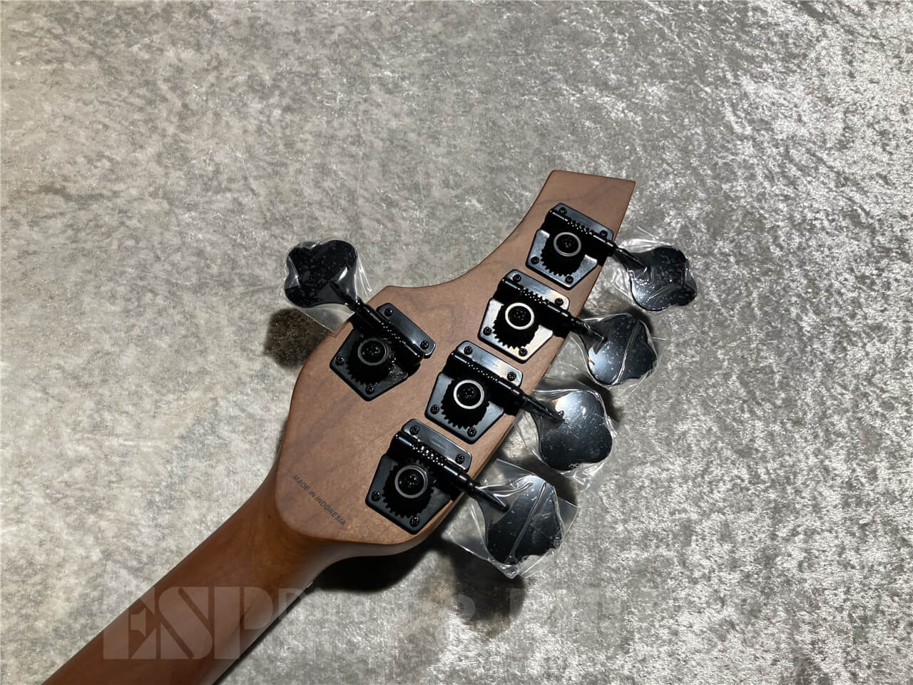 【即納可能】Sterling by MUSIC MAN(スターリンバイミュージックマン) BONGO5-SBK-R2 (Stealth Black) 札幌店