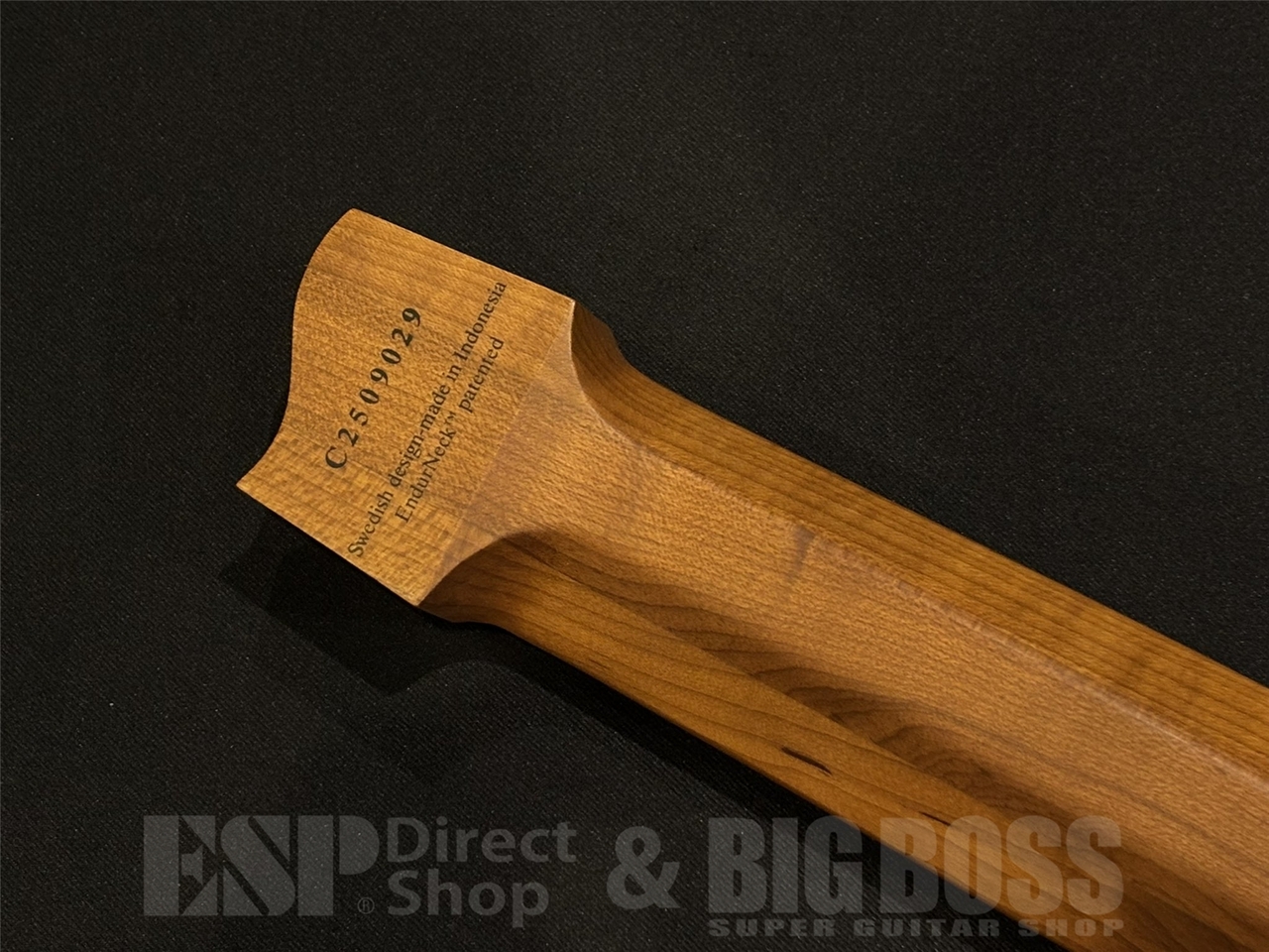 【即納可能】strandberg(ストランドバーグ) Boden Original N2.6 / Sunset Coral Burst Satin 京都店