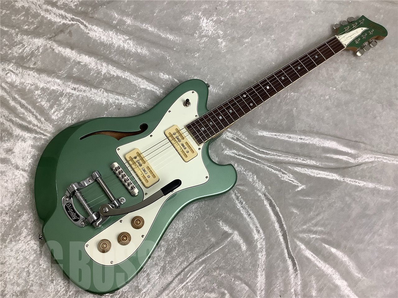 【即納可能】Baum Guitars(バウムギターズ) 	Conquer 59 with Tremolo (Silver Jade) 駅前店