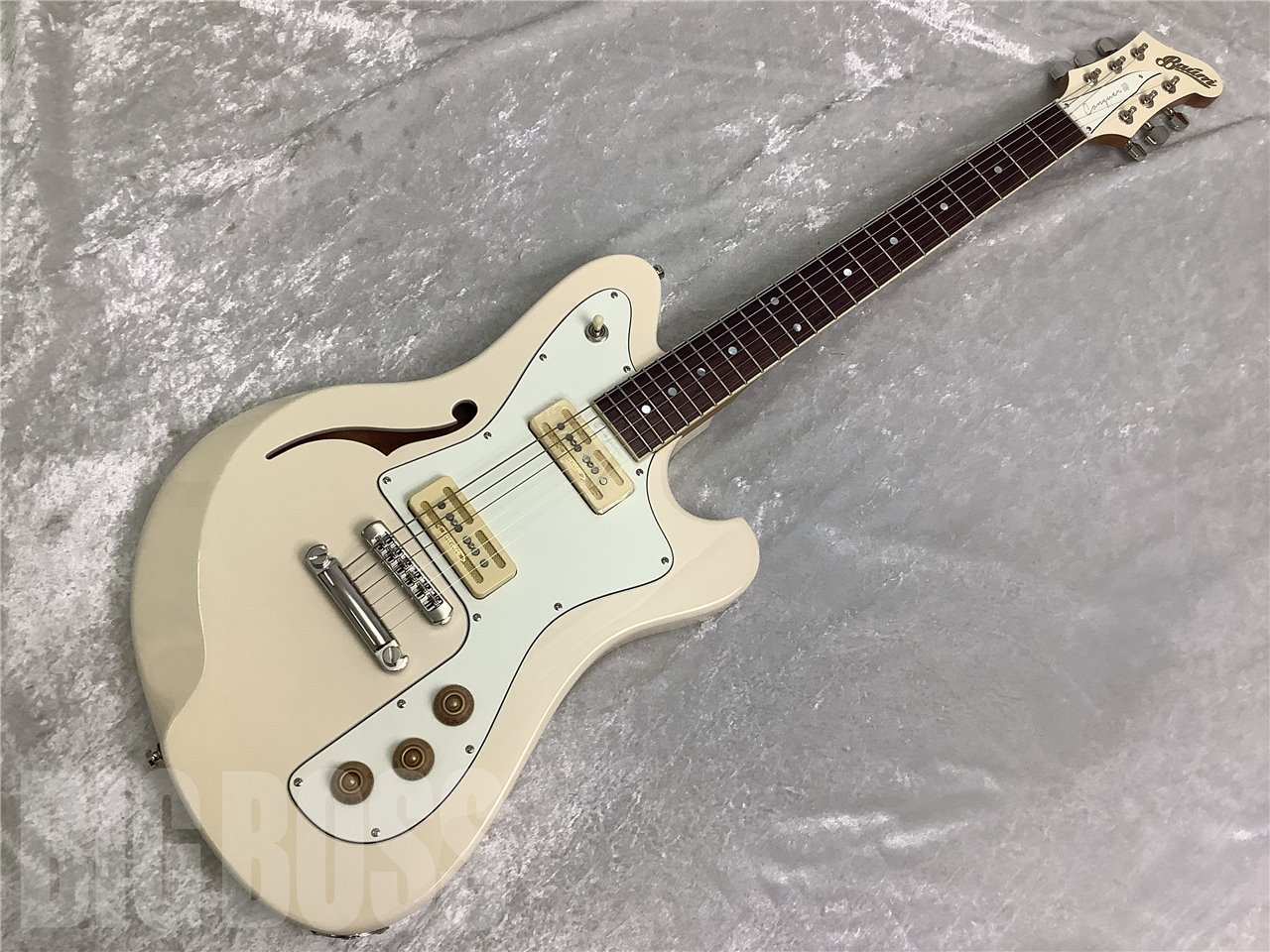 【即納可能】Baum Guitars(バウムギターズ) 	Conquer 59 with Tremolo (Ivory White) 駅前店