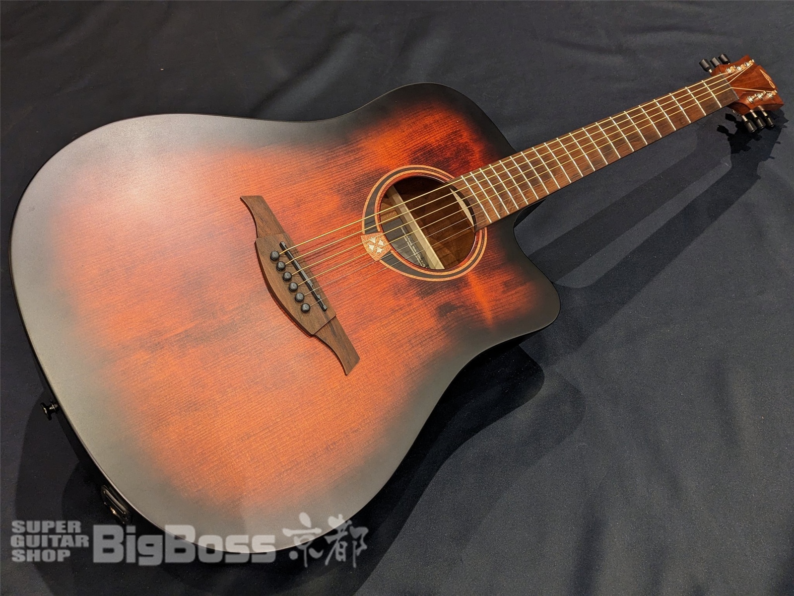 【即納可能】LAG Guitars(ラグギターズ) T70DCE / Black & Brown 京都店