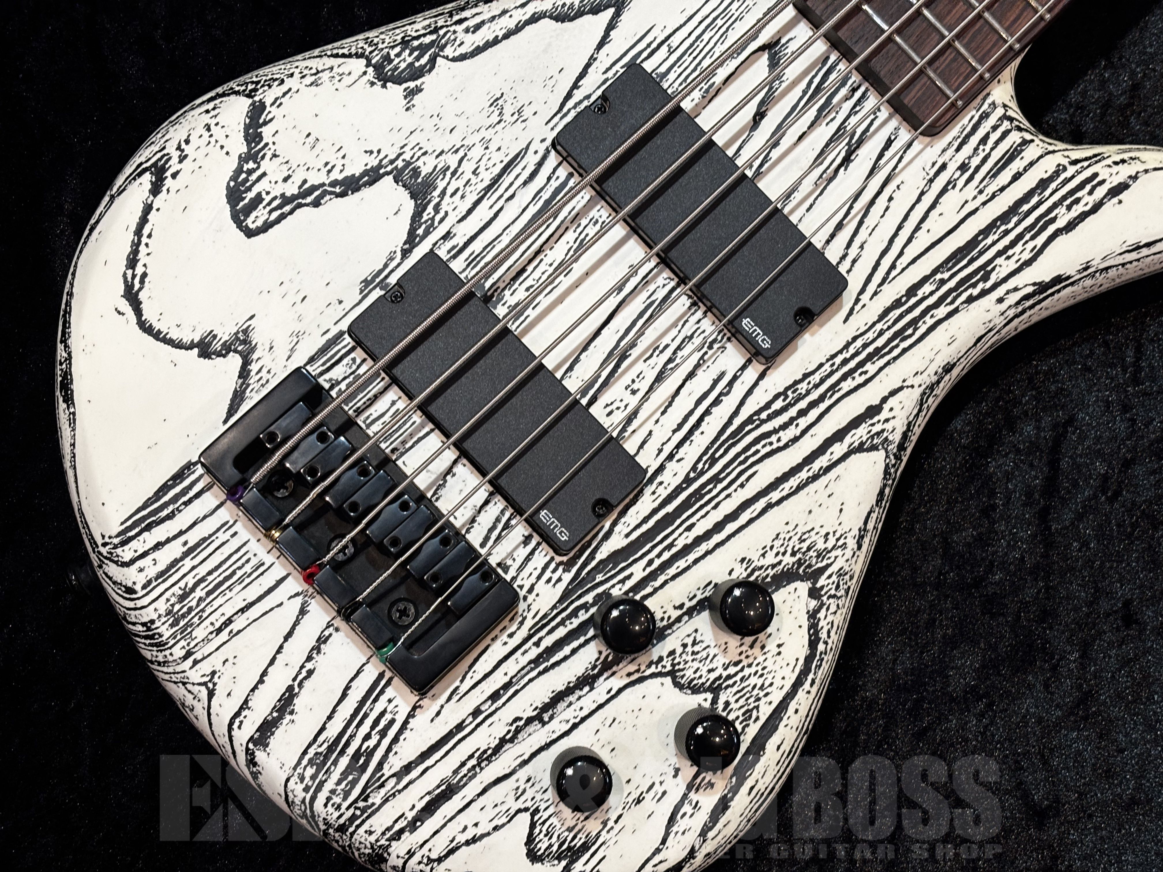 【即納可能】Spector（スペクター）NS PULSE 5 Satin EX-LTD【White w/Black Fill】