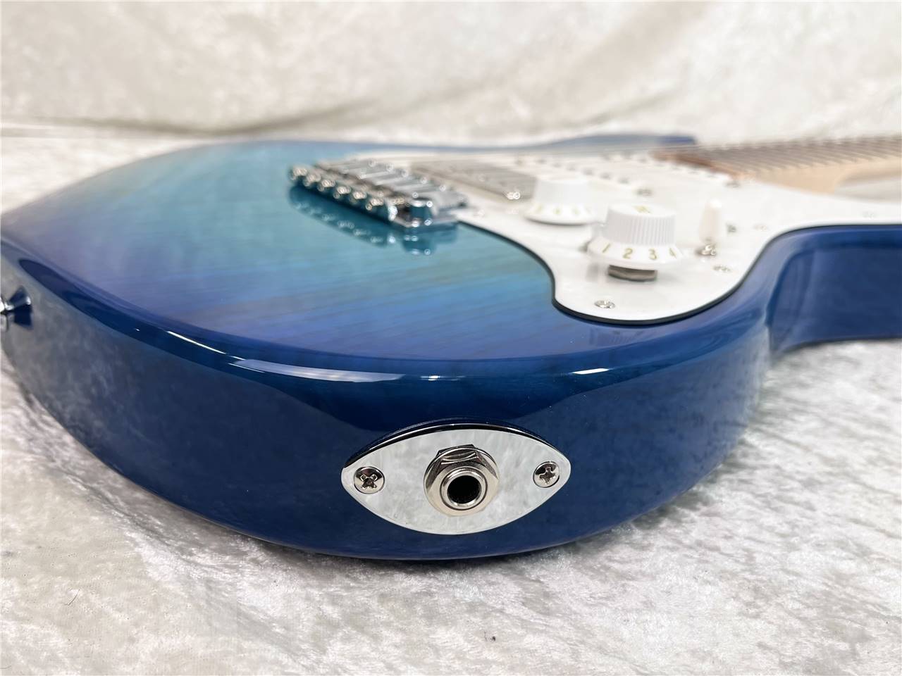 【即納可能】EDWARDS(エドワーズ) E-SNAPPER-AS/M (See Thru Blue Sunburst) お茶の水駅前店・別館