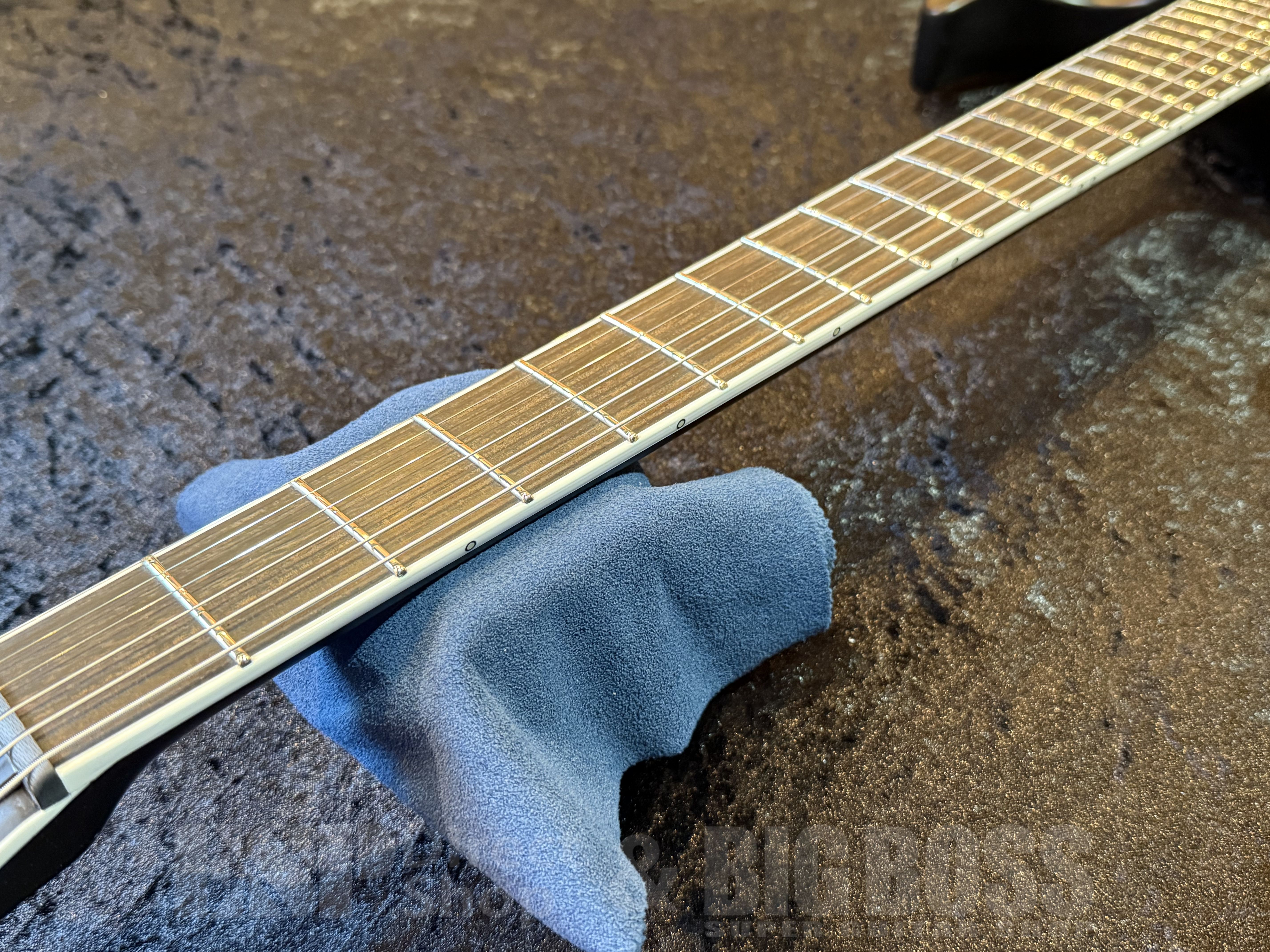 【即納可能】EDWARDS(エドワーズ) E-HORIZON-ET/Baritone 【Alternative Black】 福岡店