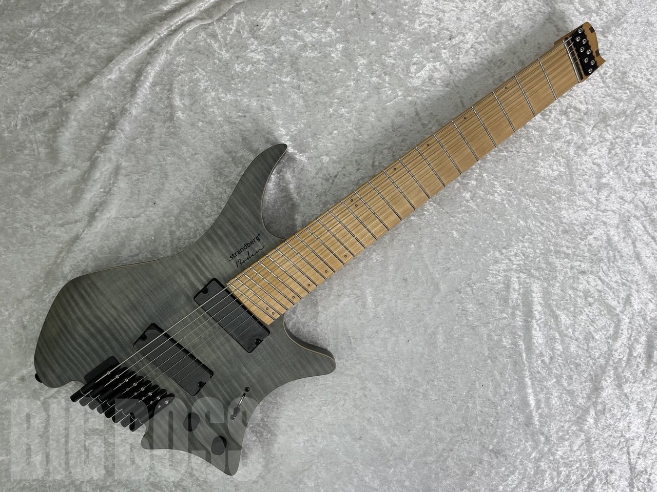 【即納可能】strandberg(ストランドバーグ) Boden Standard NX 8 / Charcoal お茶の水駅前店(東京)