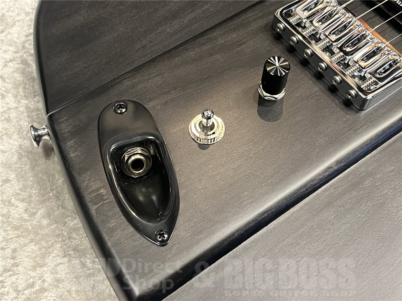 【即納可能】EDWARDS（エドワーズ）Platinum Edition KARMASTER（滝 善充/9mm Parabellum Bullet）　名古屋店