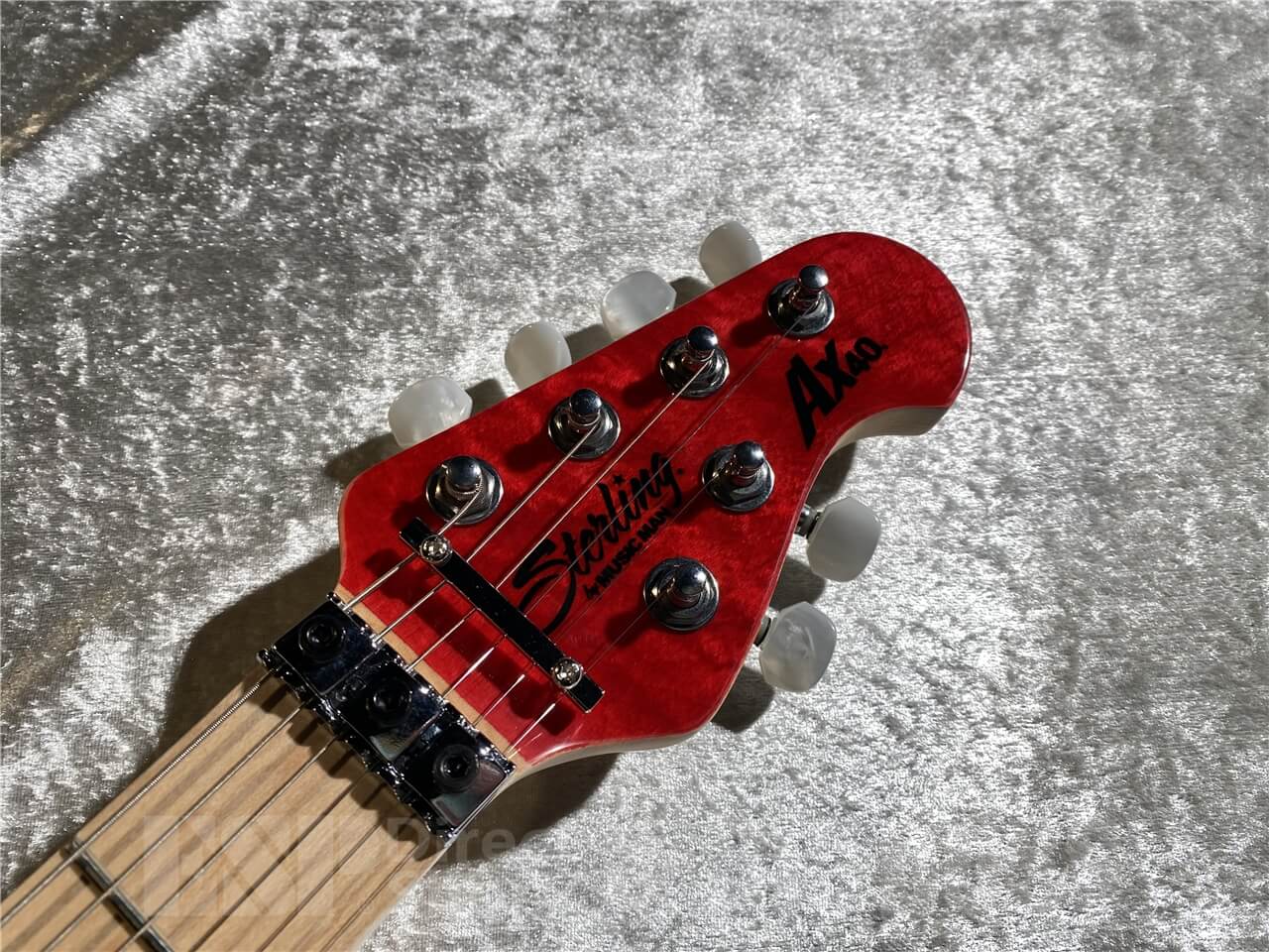 【即納可能】Sterling by MUSIC MAN(スターリン バイ ミュージックマン) AXIS AX40 (Trans Red) 札幌店