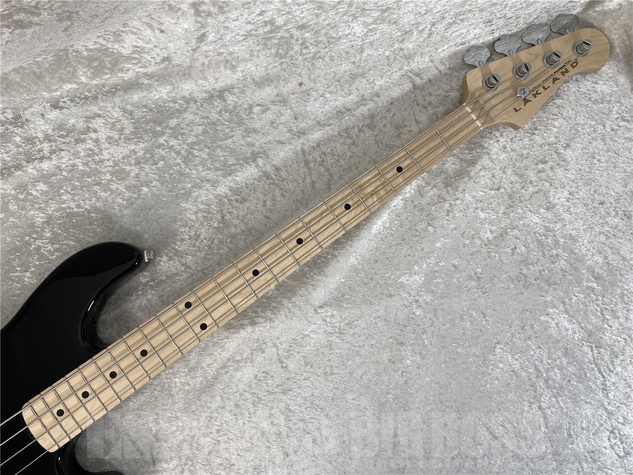 【即納可能】Lakland(レイクランド) Skyline Japan Series SK-4CL / Maple FB (Black) お茶の水駅前店(東京)