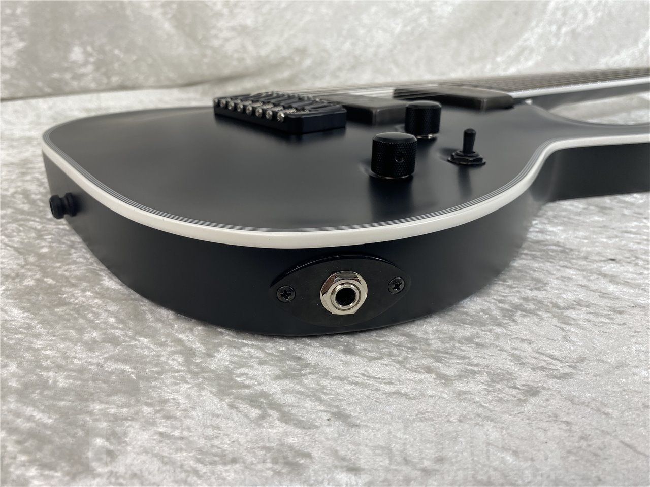 【即納可能】E-II(イーツー) HRF NT-8B / Black Satin お茶の水駅前店(東京)