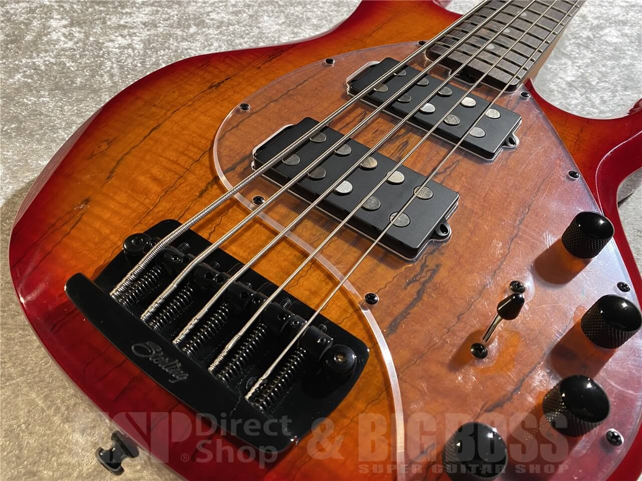【即納可能】Sterling by MUSIC MAN(スターリンバイミュージックマン) STINGRAY RAY35 HH Spalted Maple Top (Blood Orange Burst) 札幌店