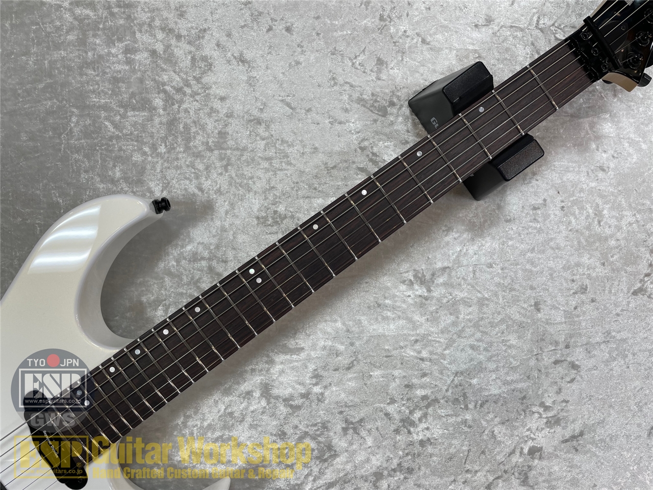 【即納可能】ESP(イーエスピー)/MAVERICK/R/Peral White Gold GWS