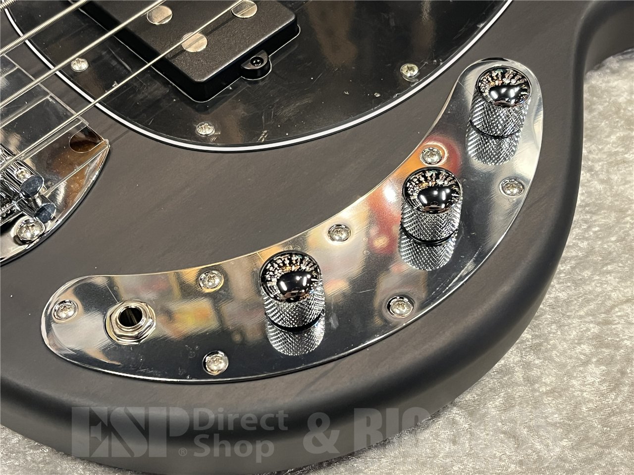 【即納可能】Sterling by MUSIC MAN（スターリンバイミュージックマン）SUB Series StingRay Ray 4（Trans Black Satin）　名古屋店 - 4