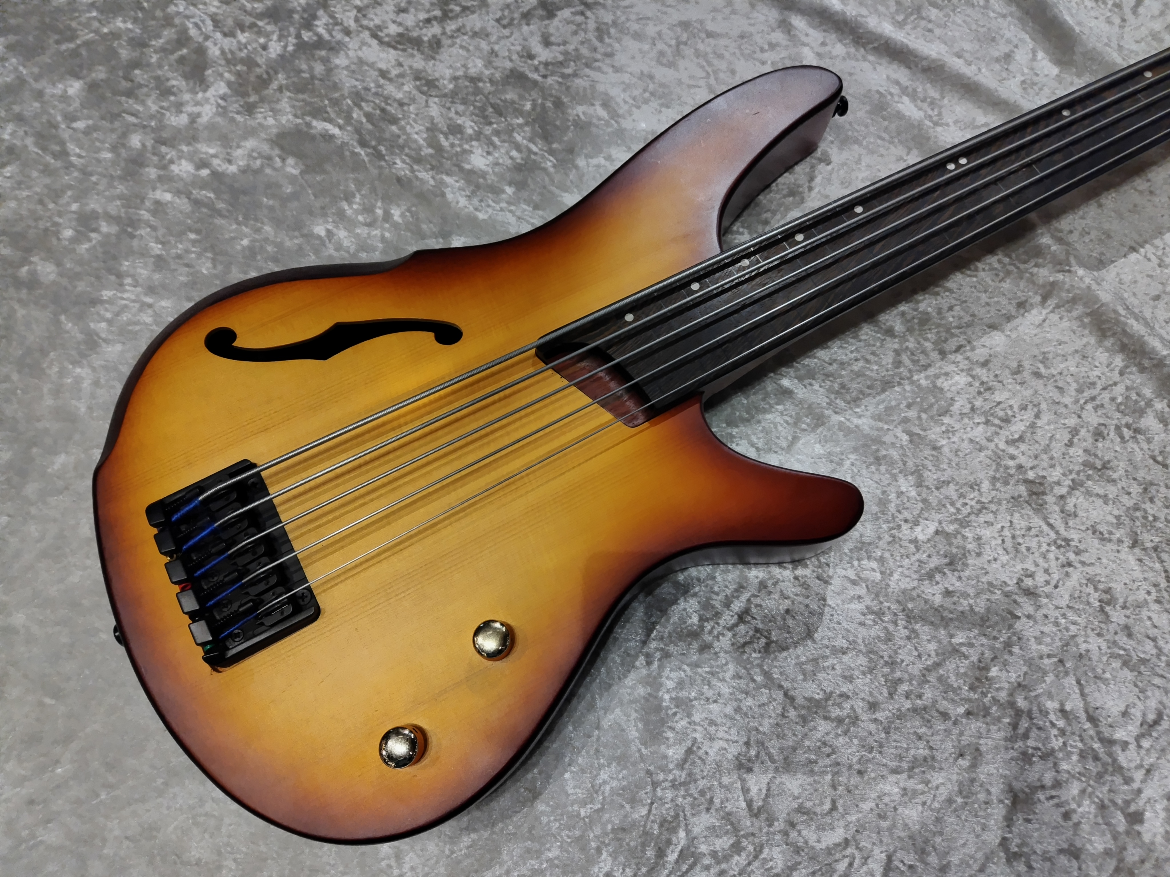 【中古/即納可能】Ibanez SRH505F(Natural Browned Burst Flat) 広島店 - 2